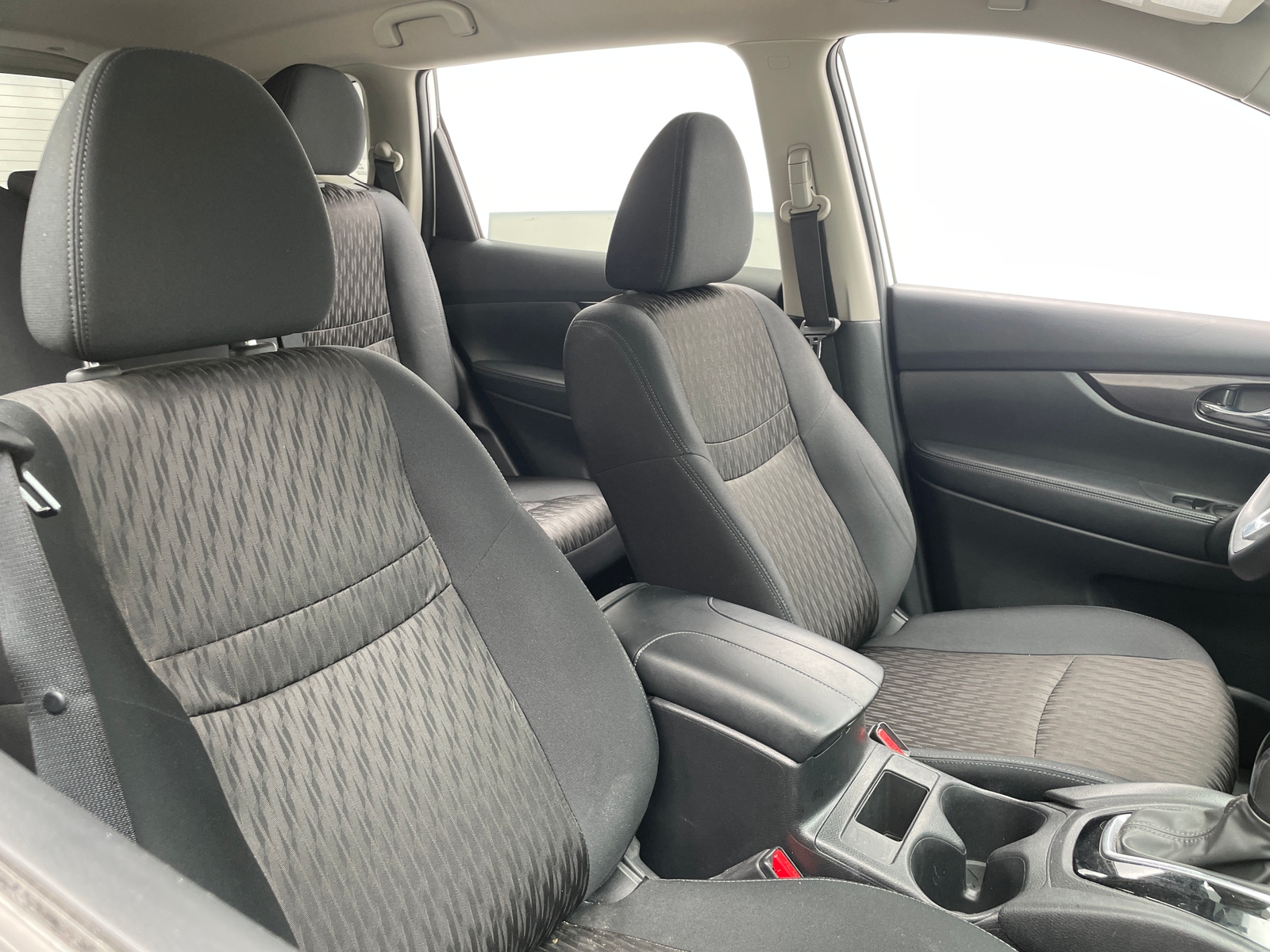 Thumbnail: 2018 Nissan Rogue - 2