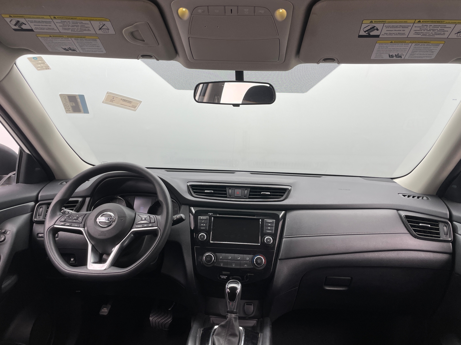 Thumbnail: 2018 Nissan Rogue - 3