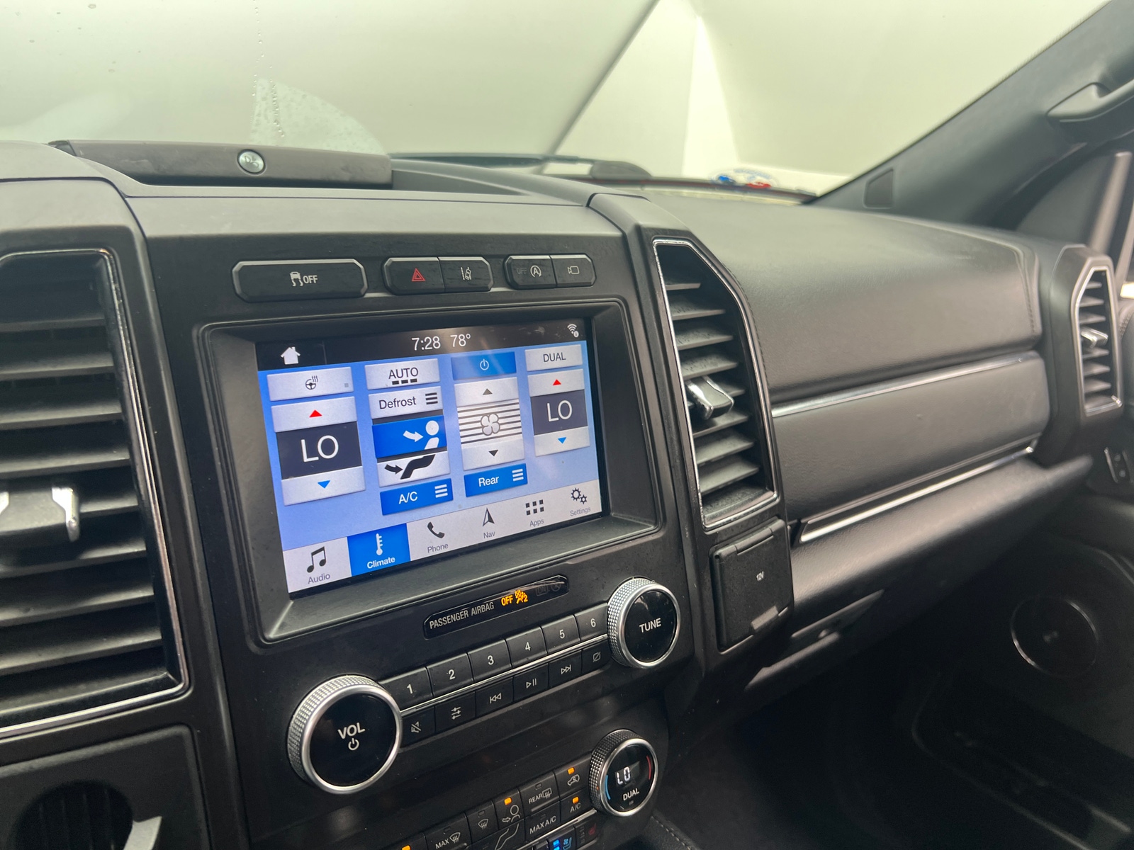 Thumbnail: 2019 Ford Expedition MAX - 3