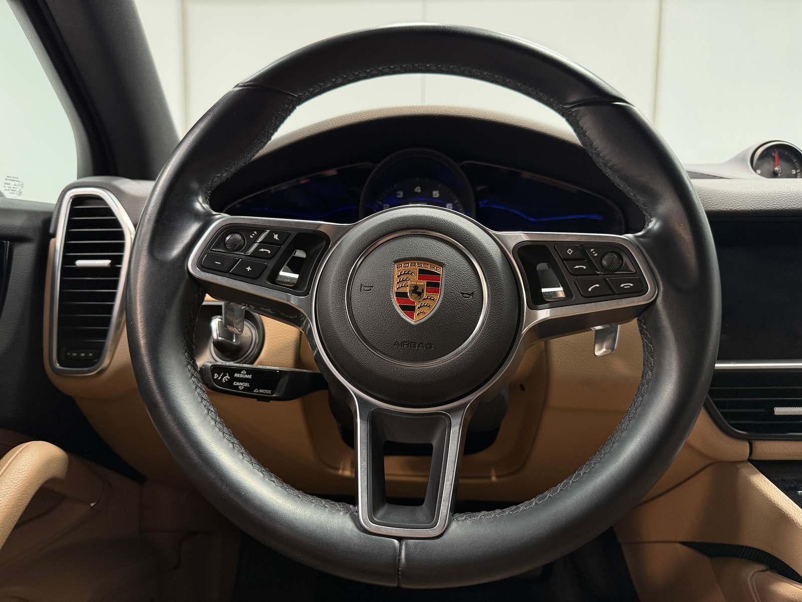 Thumbnail: 2023 Porsche Cayenne - 4