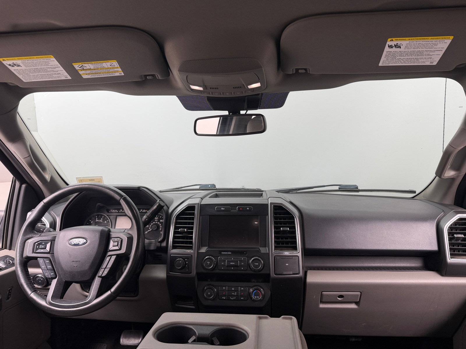 Thumbnail: 2019 Ford Econoline - 3