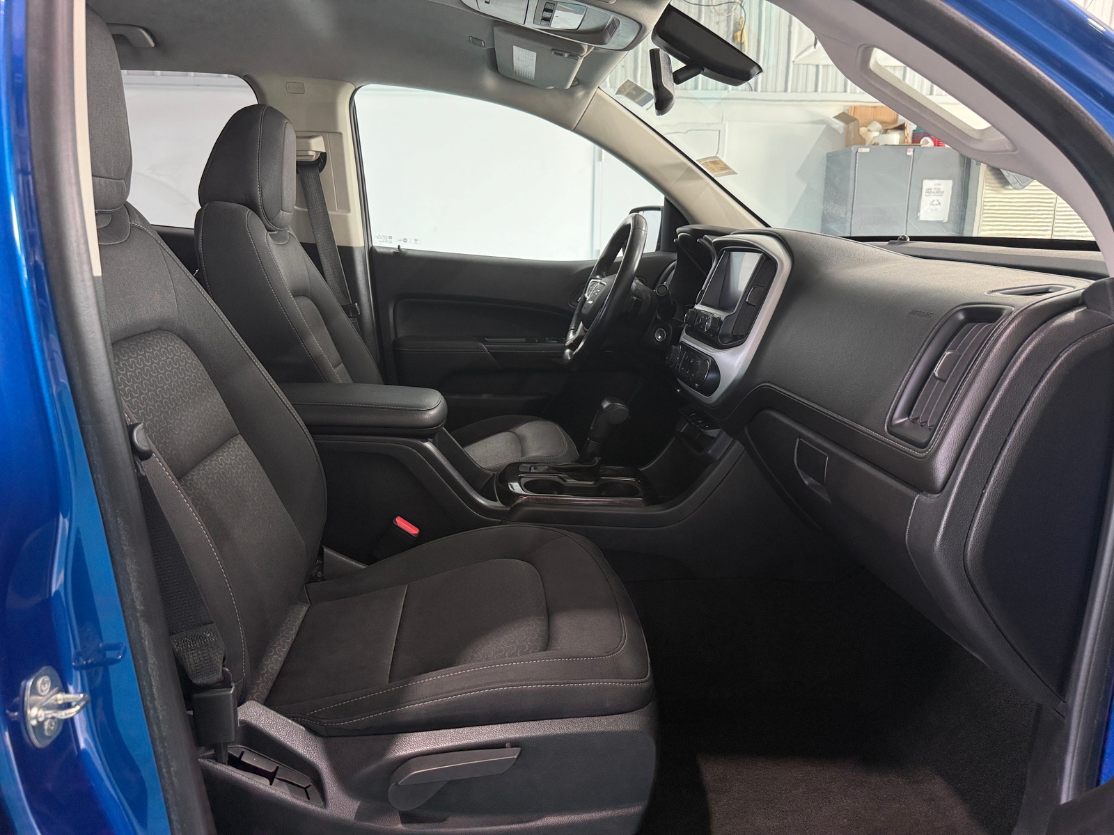 Thumbnail: 2018 GMC Canyon - 2