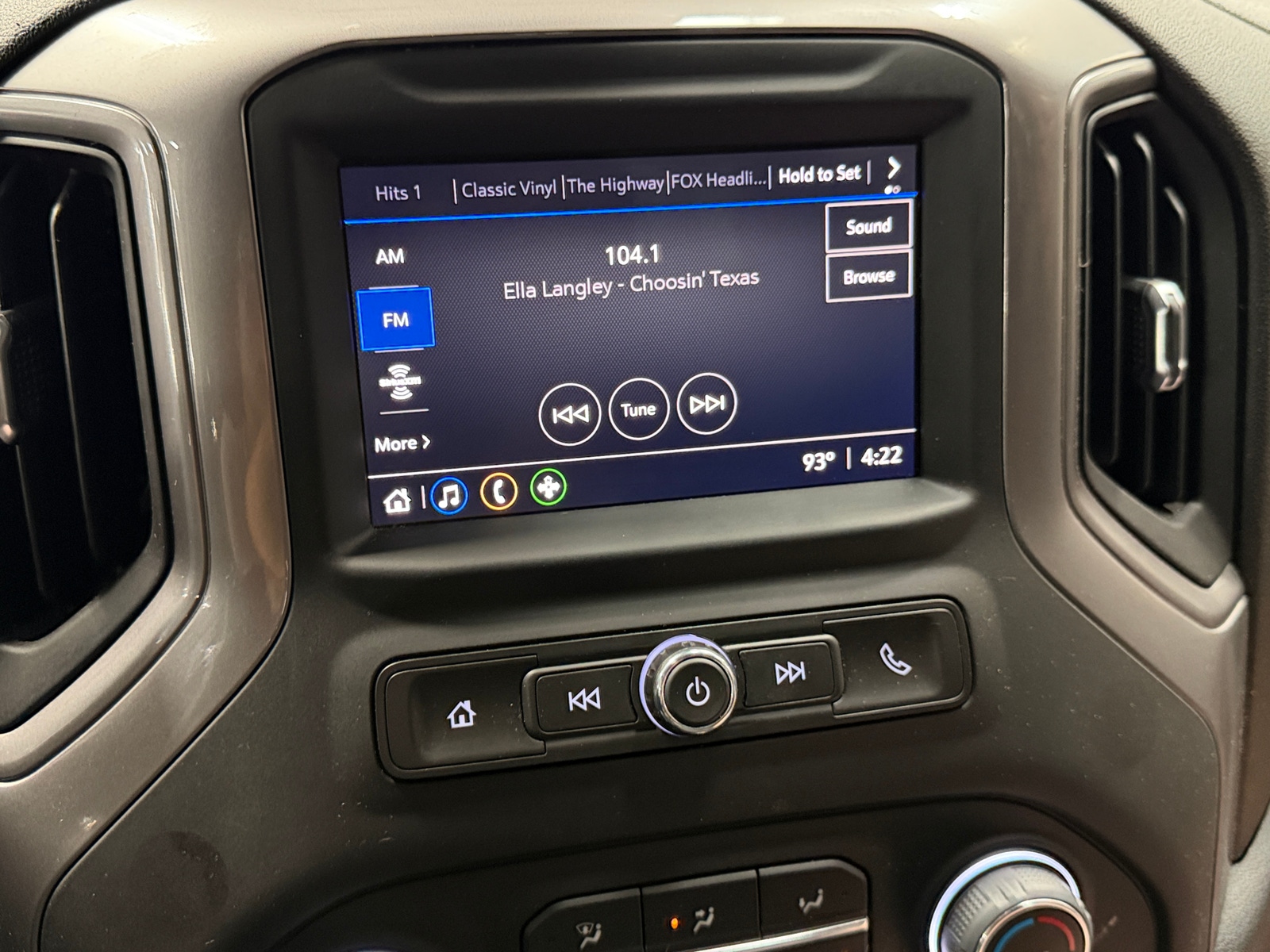 Thumbnail: 2022 Chevrolet Silverado 1500 - 4