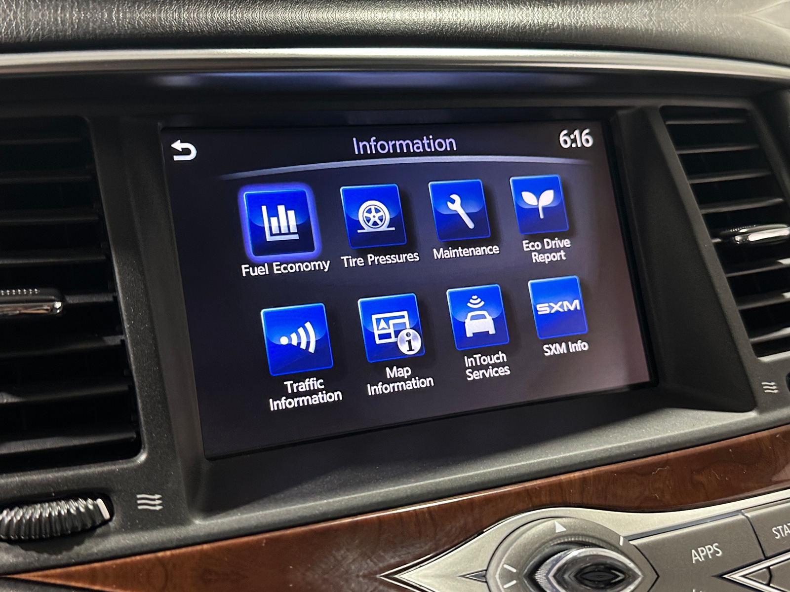 Thumbnail: 2019 INFINITI QX80 - 3