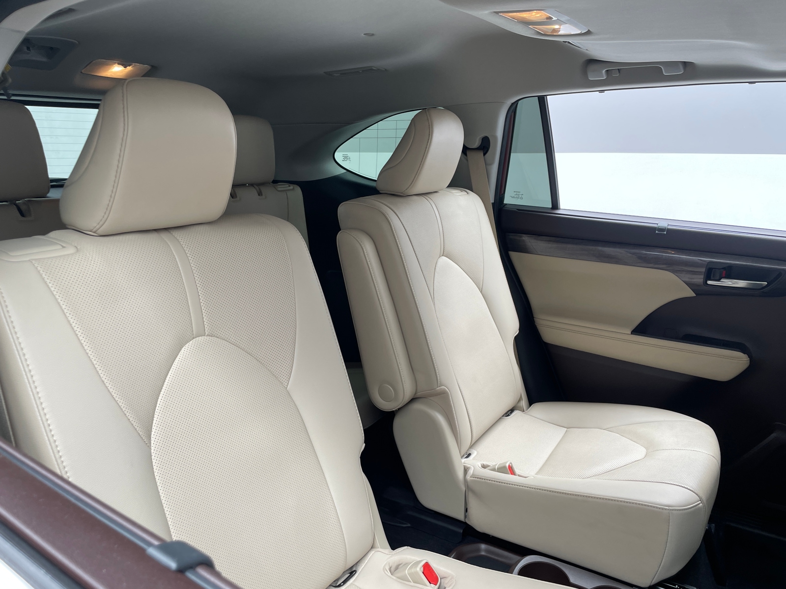 Thumbnail: 2021 Toyota Highlander - 5