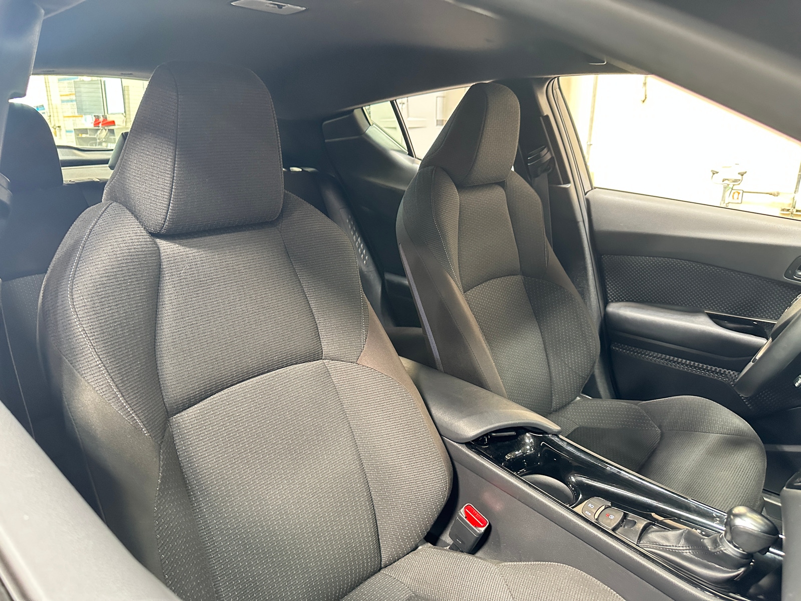 Thumbnail: 2019 Toyota C-HR - 2