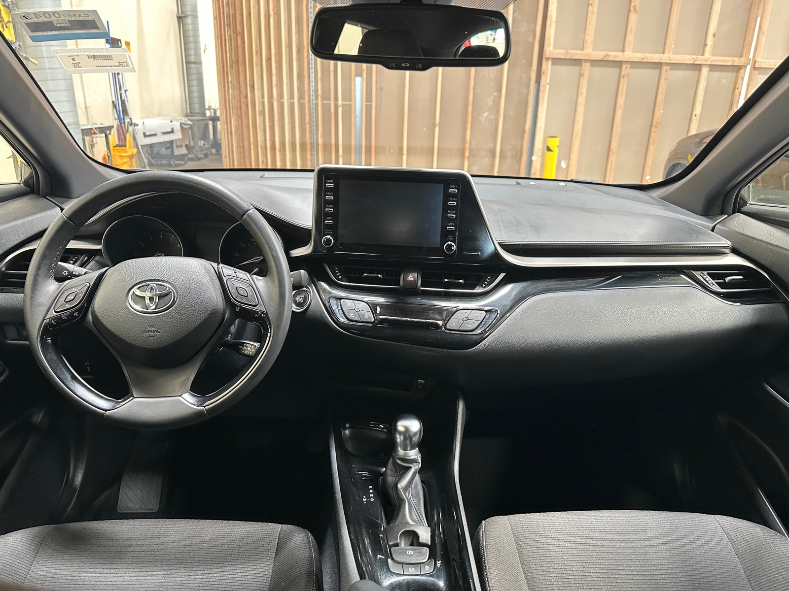 Thumbnail: 2019 Toyota C-HR - 3