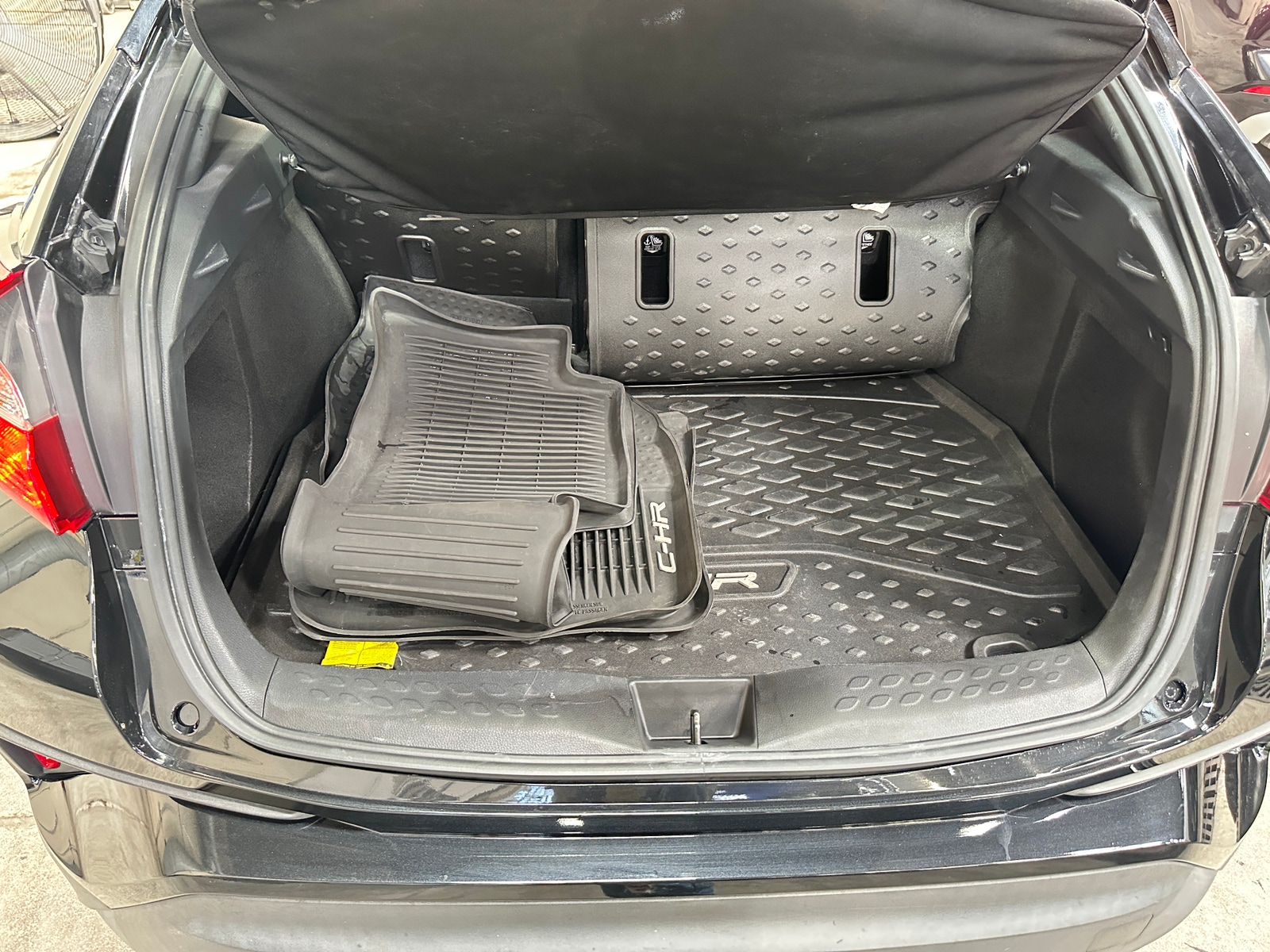Thumbnail: 2019 Toyota C-HR - 7