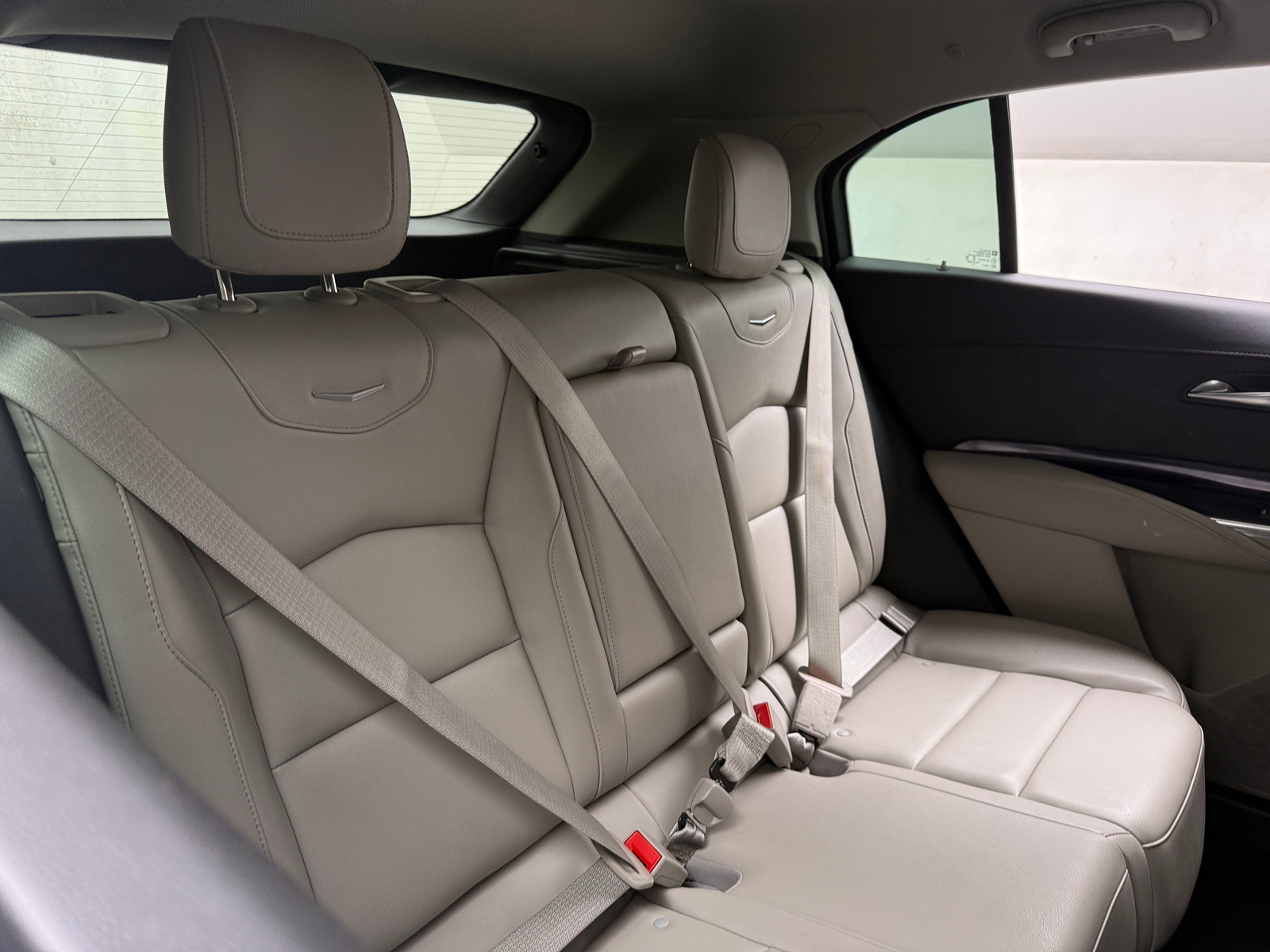 Thumbnail: 2023 Cadillac XT4 - 5