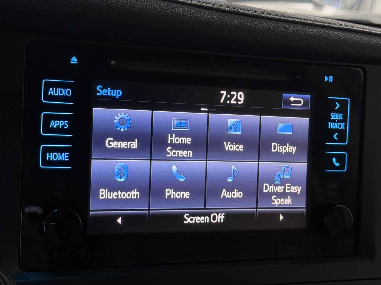 Thumbnail: 2015 Toyota Sienna - 3