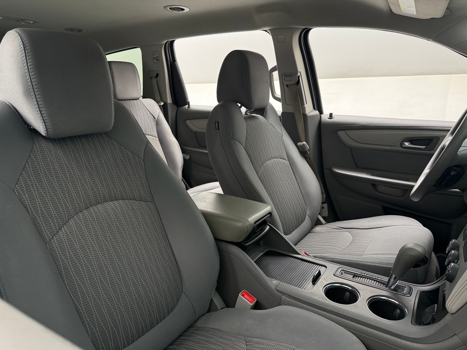Thumbnail: 2017 Chevrolet Traverse - 2
