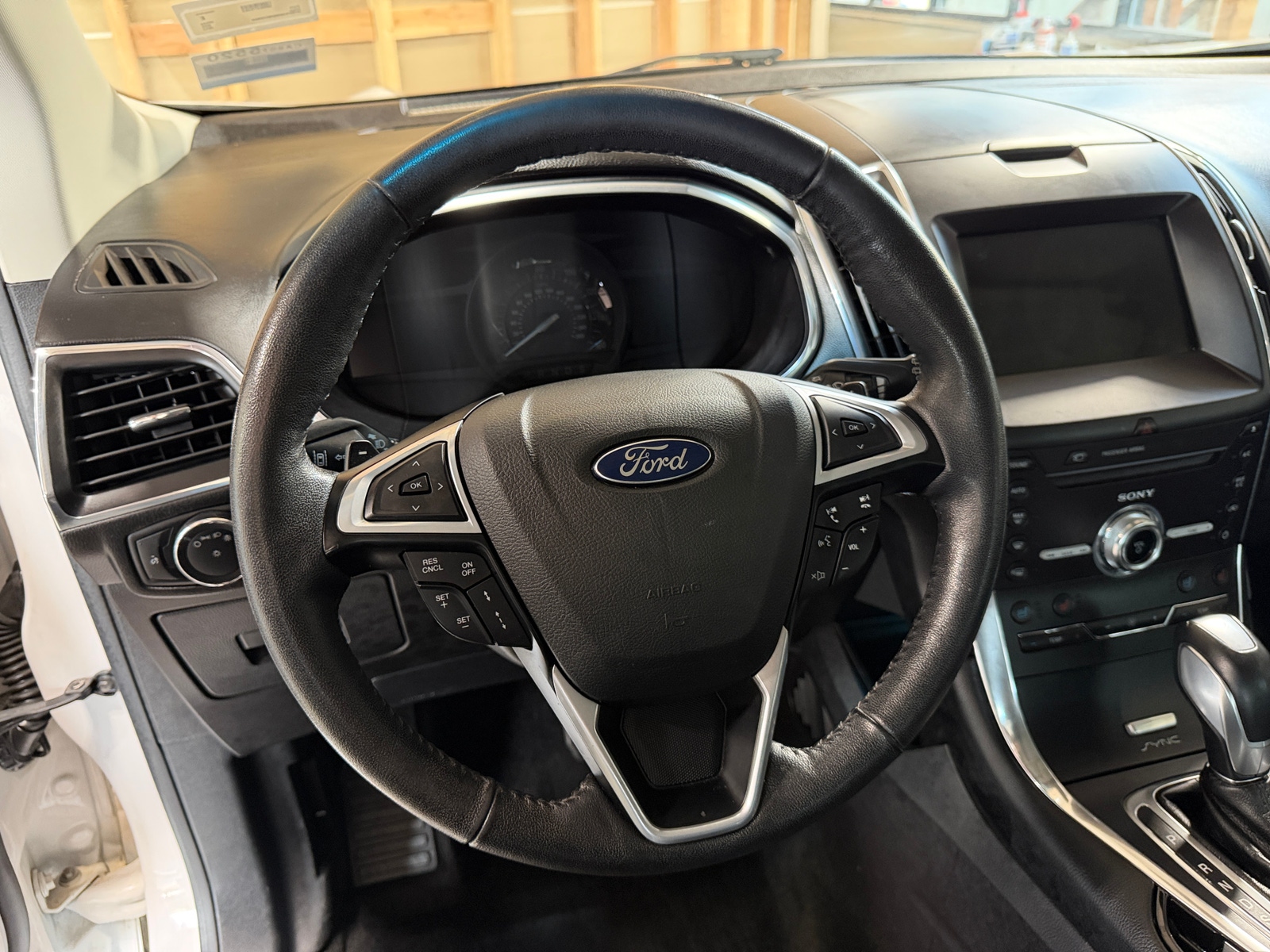 Thumbnail: 2017 Ford Edge - 4