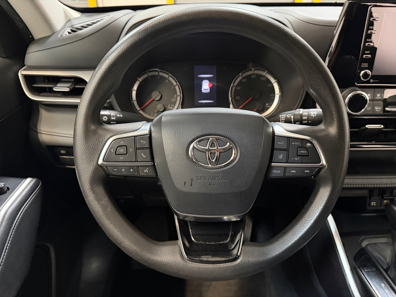 Thumbnail: 2021 Toyota Highlander - 5