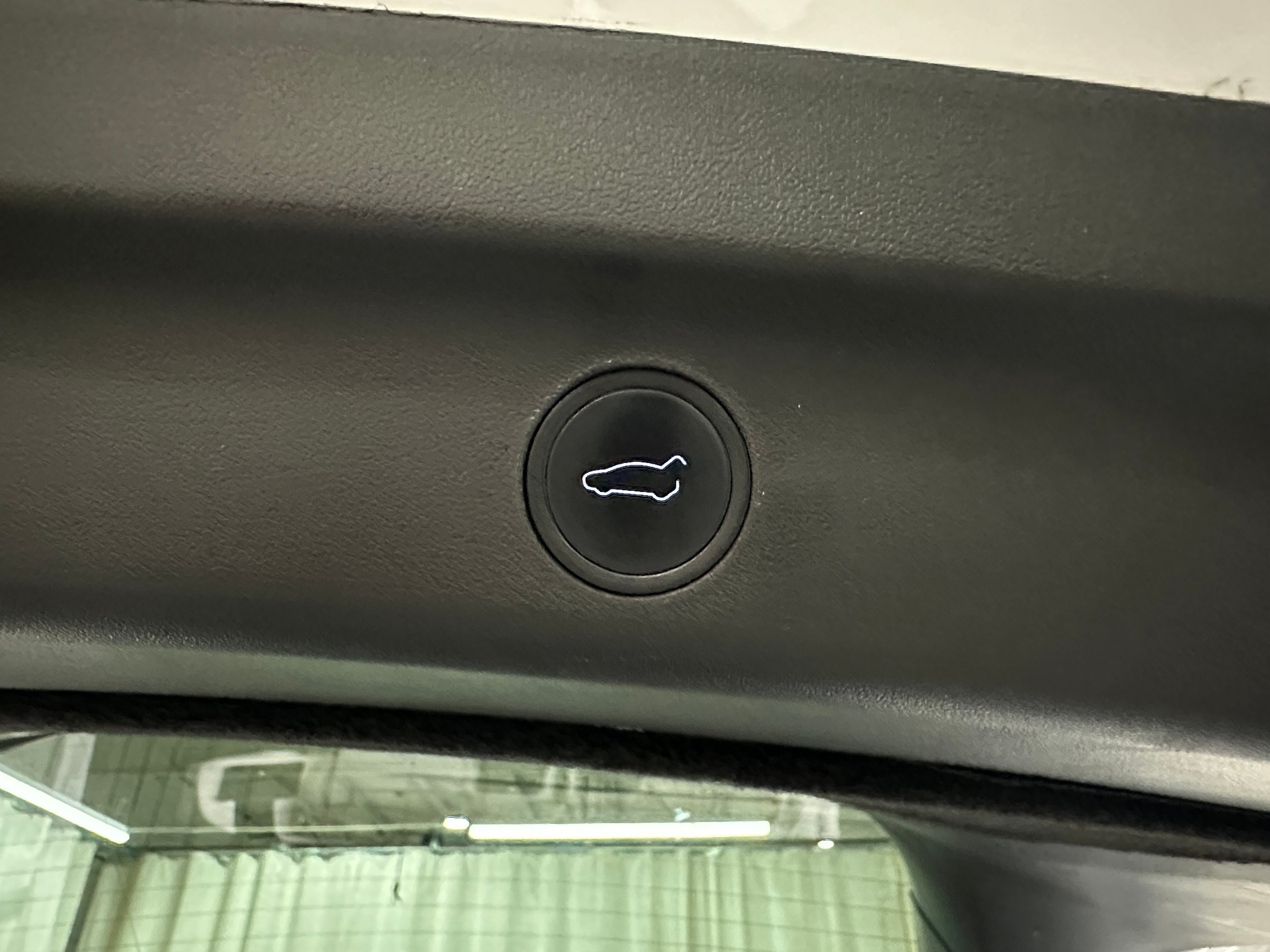 Used 2021 Tesla Model Y Long Range with VIN 5YJYGAEE6MF212207 for sale in Auburn, WA