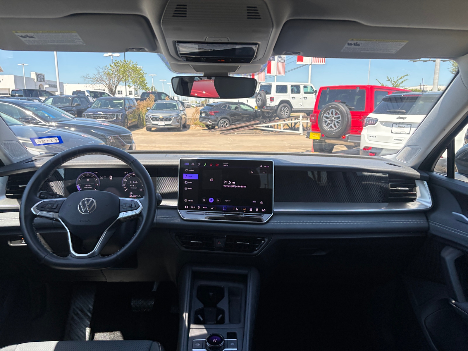 Thumbnail: 2026 Volkswagen Tiguan - 3