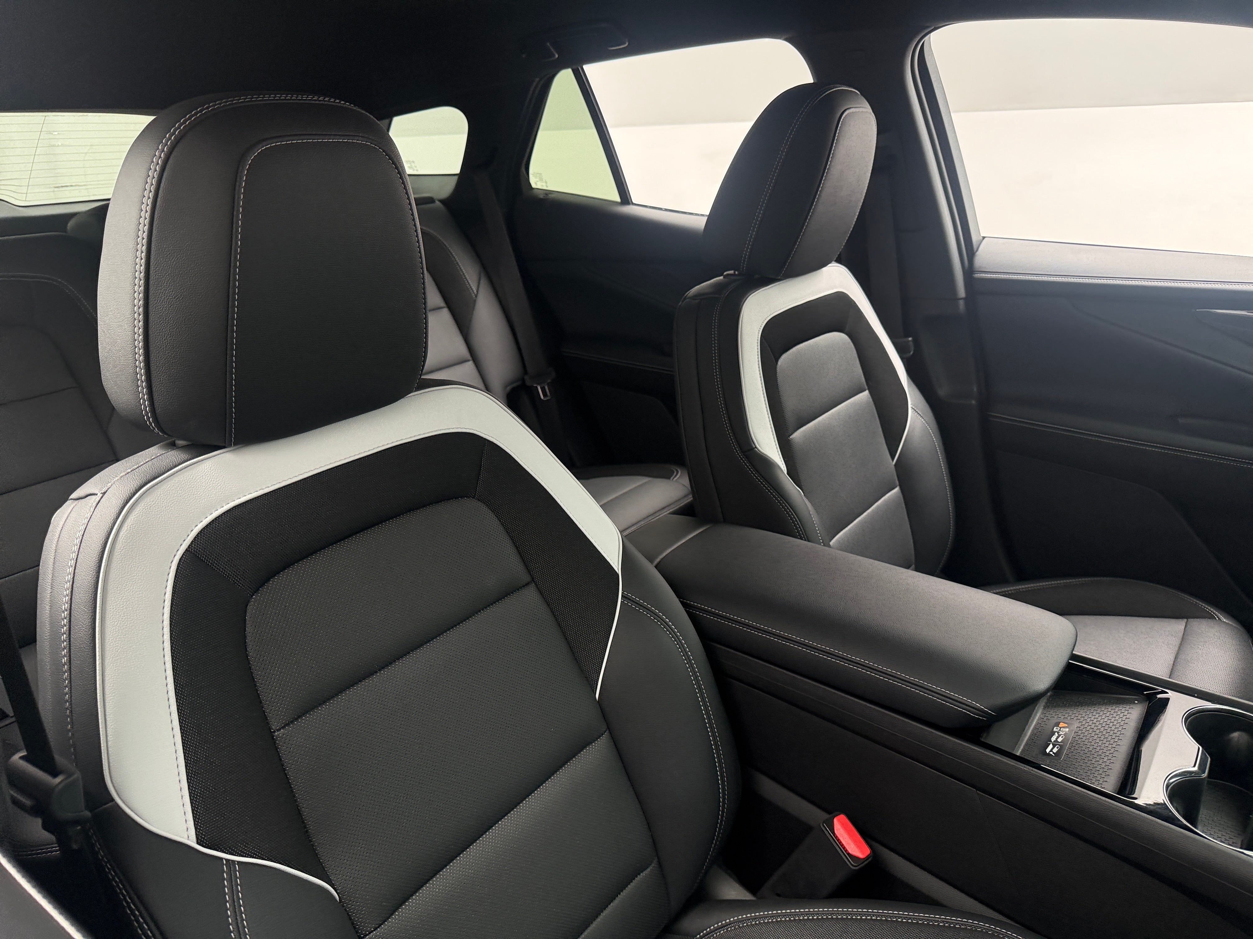 Used 2024 Chevrolet Blazer EV LT with VIN 3GNKDBRJ3RS223442 for sale in Auburn, WA