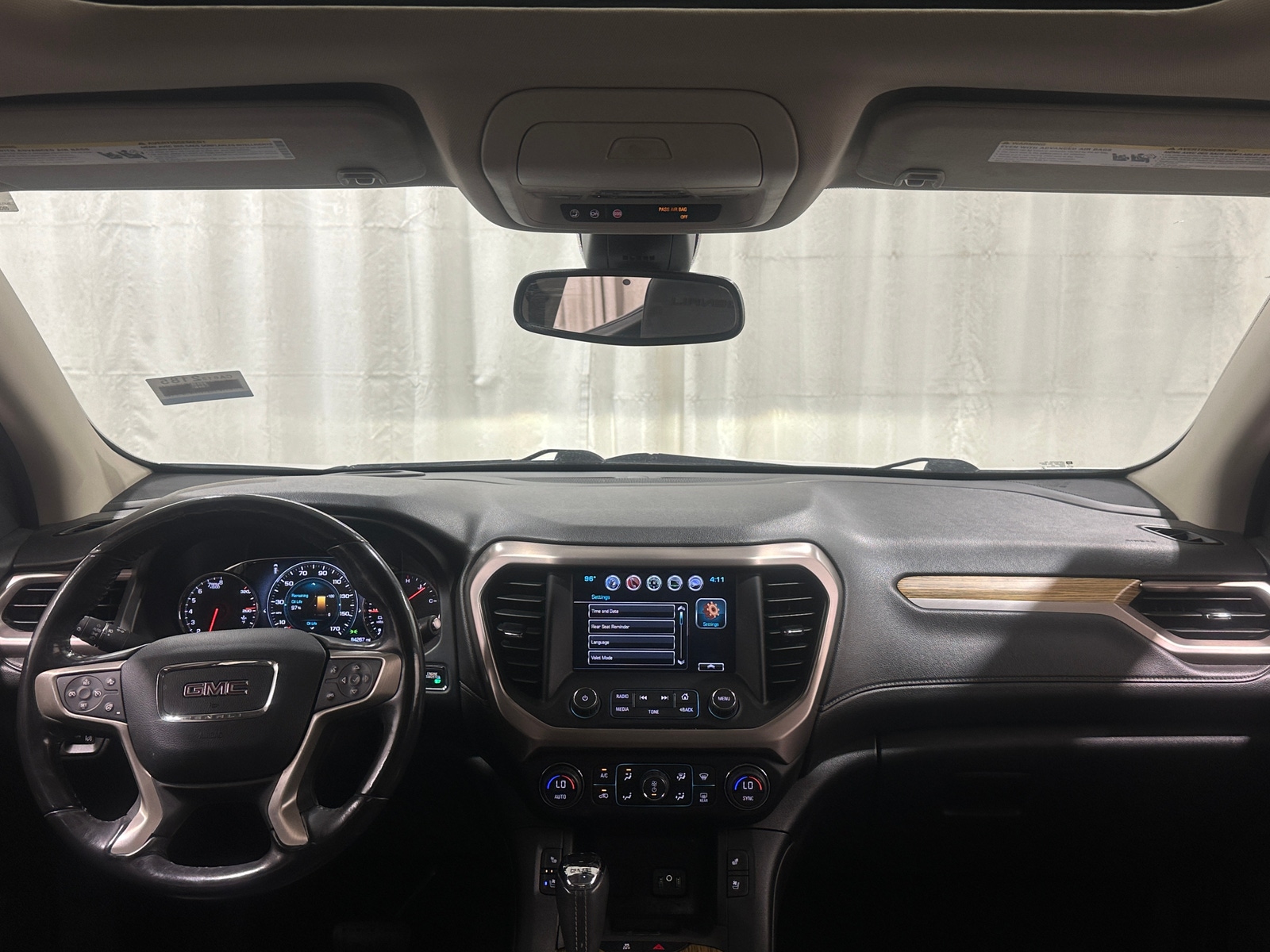 Thumbnail: 2018 GMC Acadia - 2