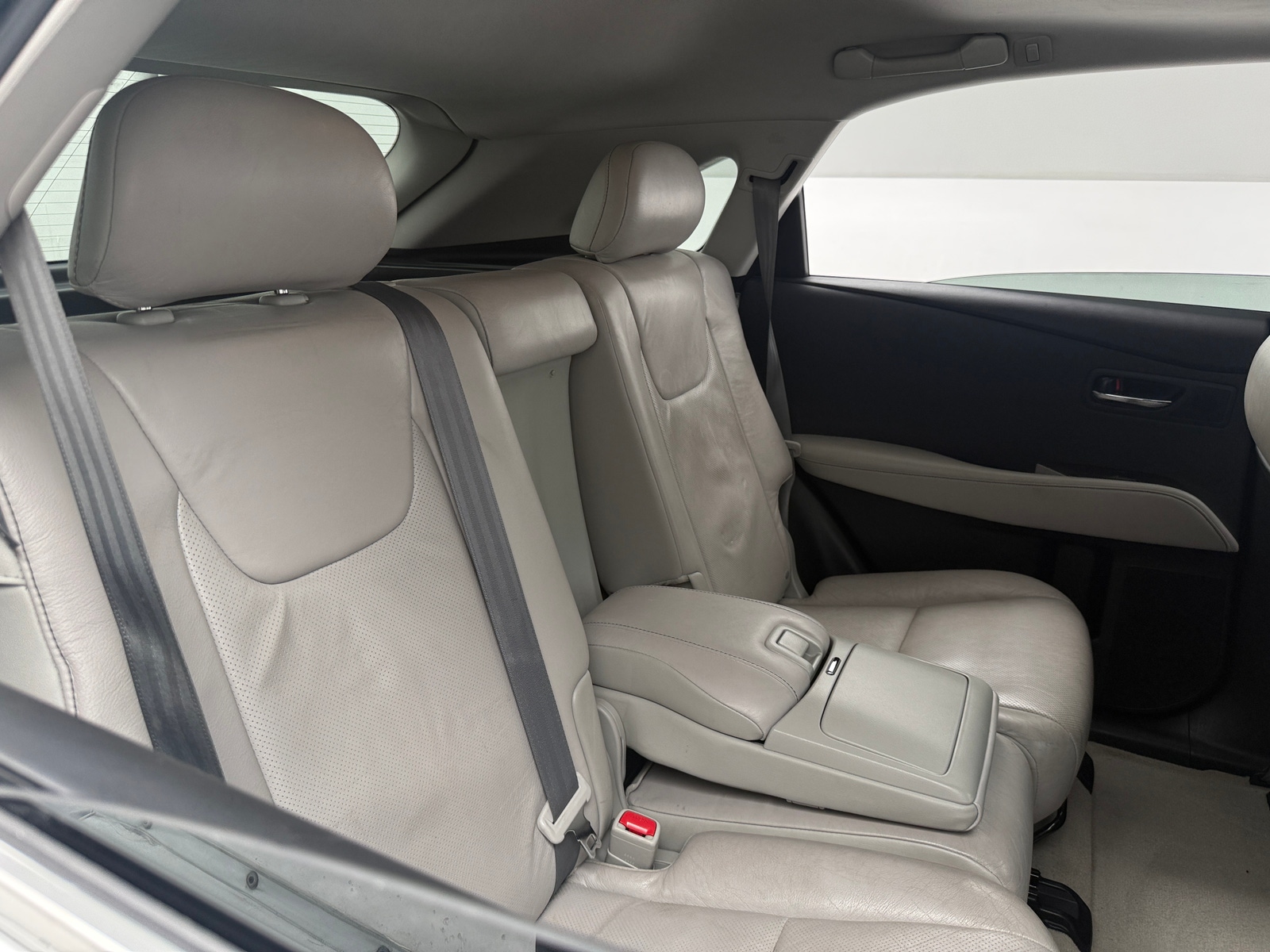 Thumbnail: 2013 Lexus RX - 6