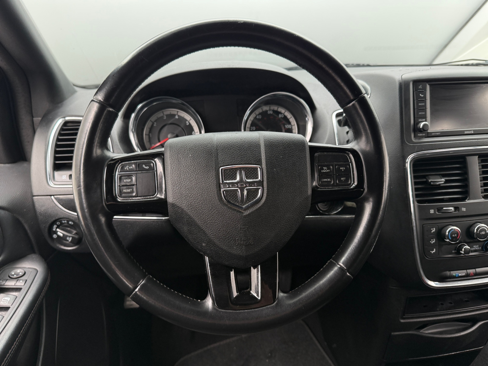 Thumbnail: 2020 Dodge Grand Caravan - 5