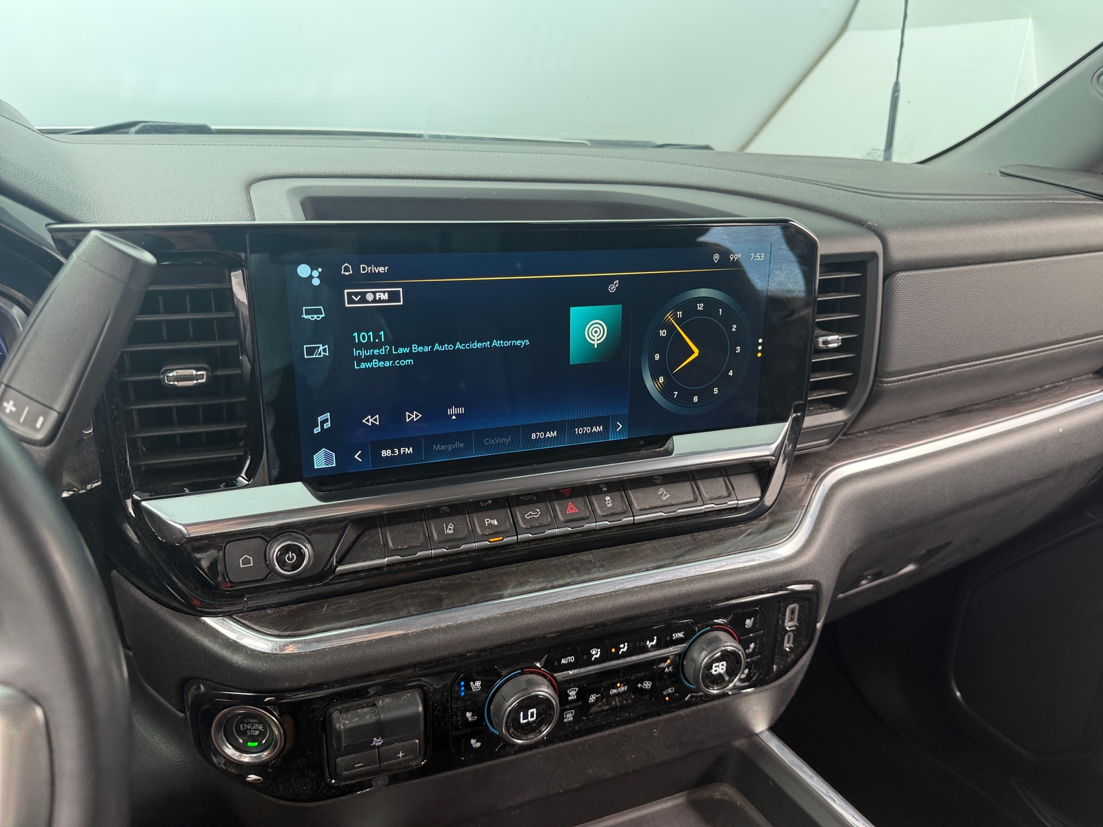 Thumbnail: 2024 Chevrolet Silverado 2500 - 3
