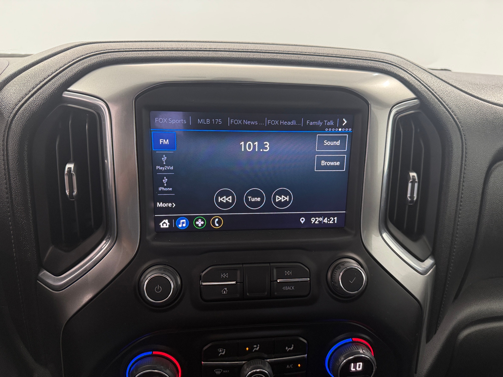 Thumbnail: 2022 Chevrolet Silverado 2500 - 4