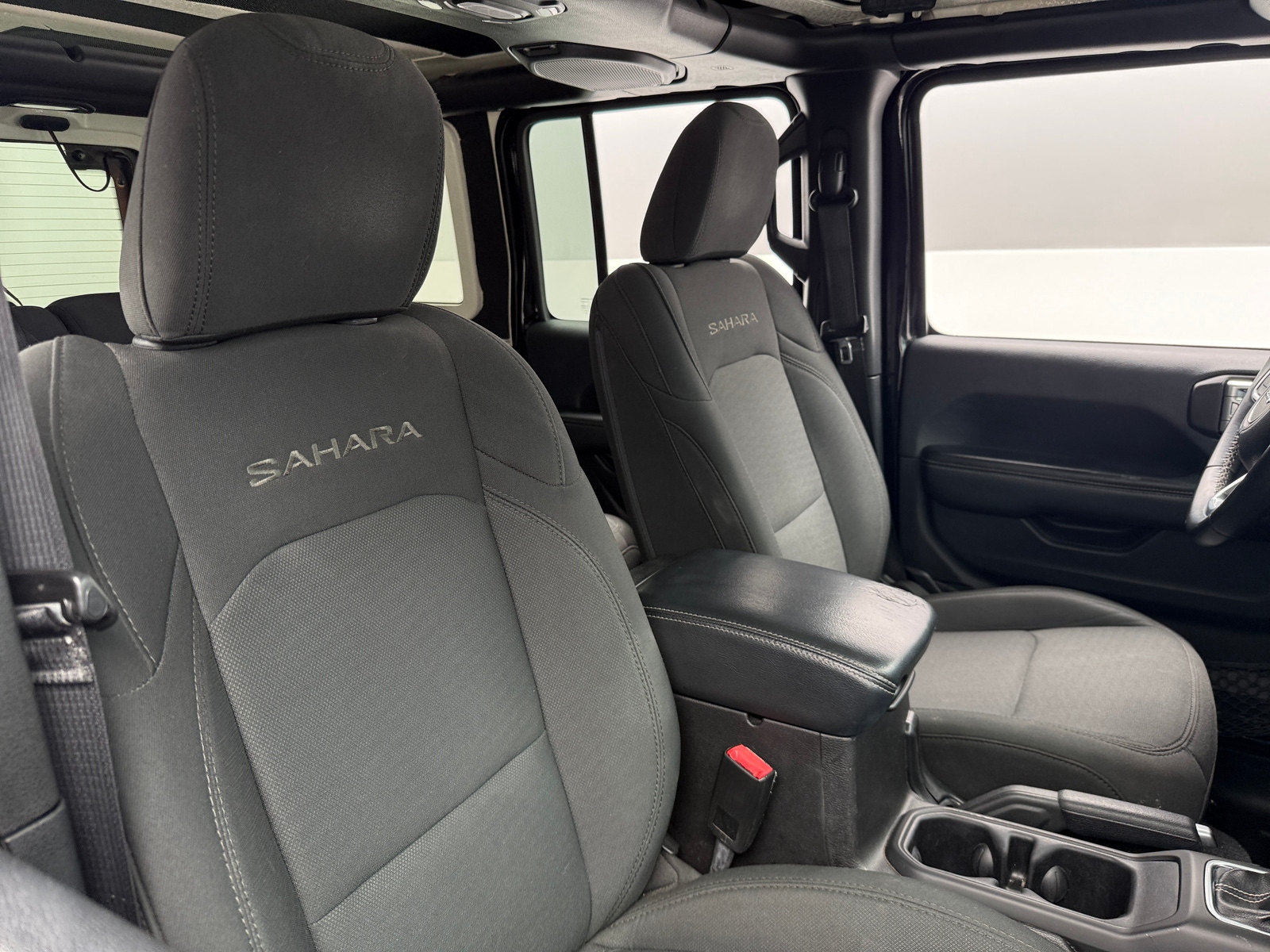 Thumbnail: 2019 Jeep Wrangler - 2