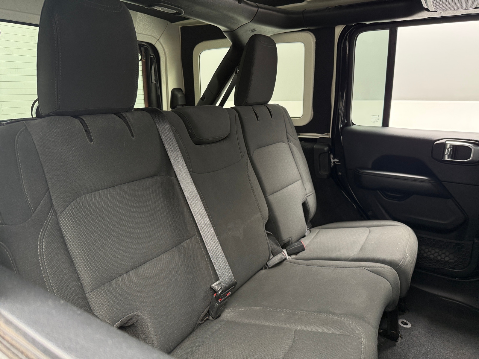 Thumbnail: 2019 Jeep Wrangler - 6