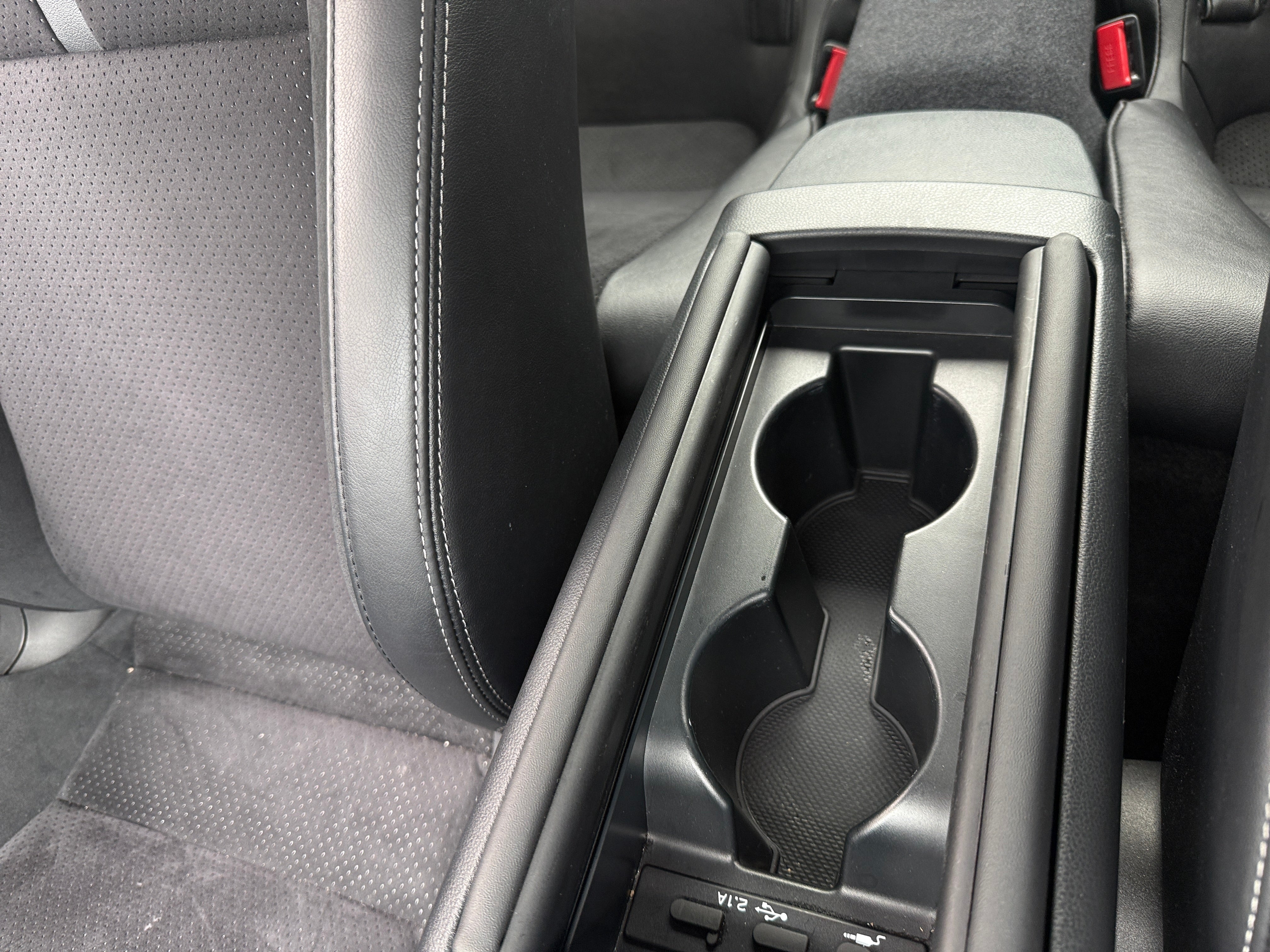 2025 Toyota GR86 Premium - Photo 10