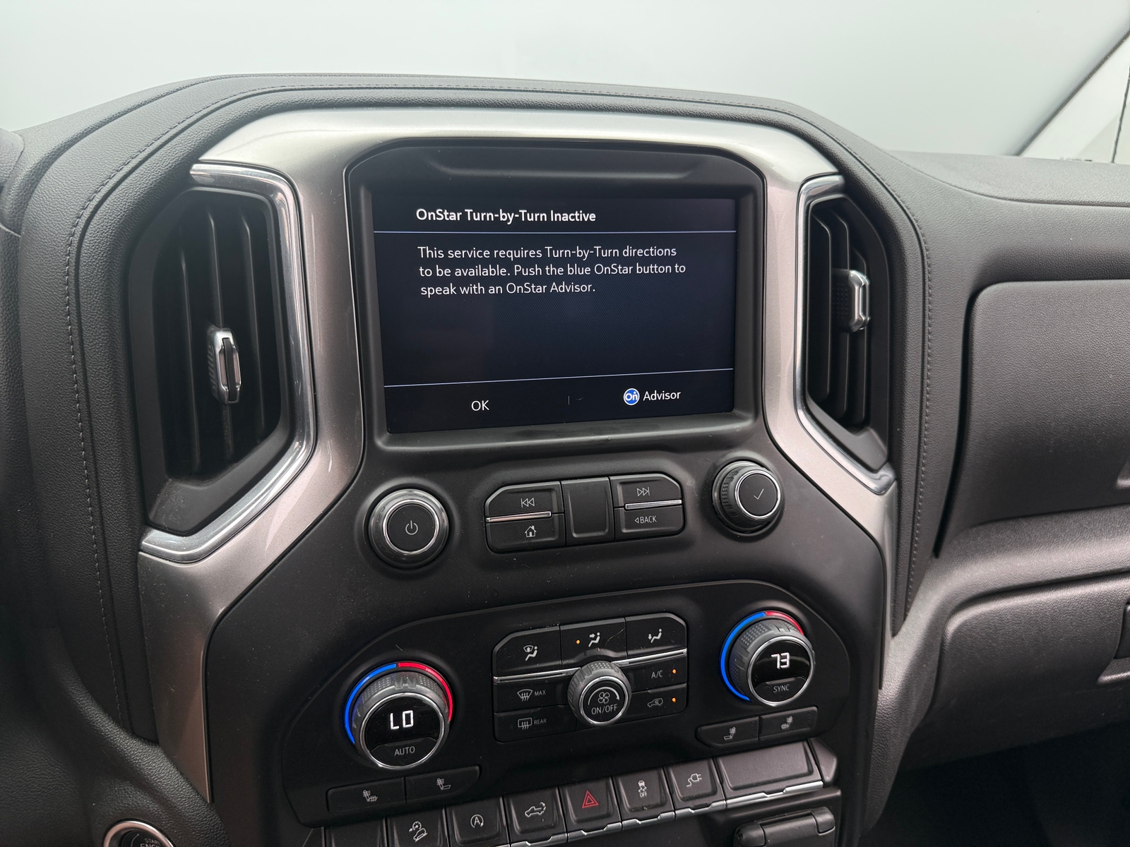 Thumbnail: 2021 Chevrolet Silverado 1500 - 4