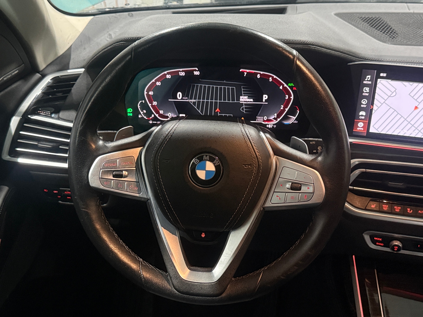 Thumbnail: 2021 BMW X7 - 4