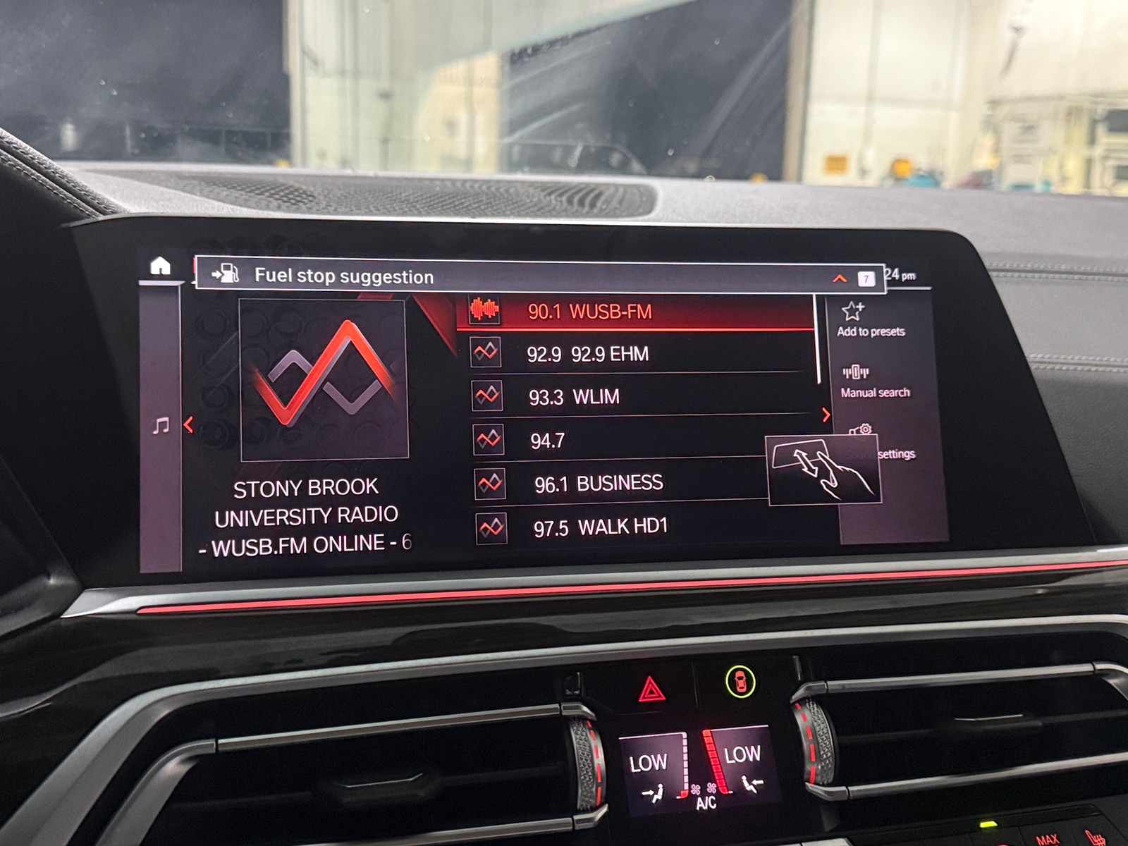 Thumbnail: 2021 BMW X7 - 3