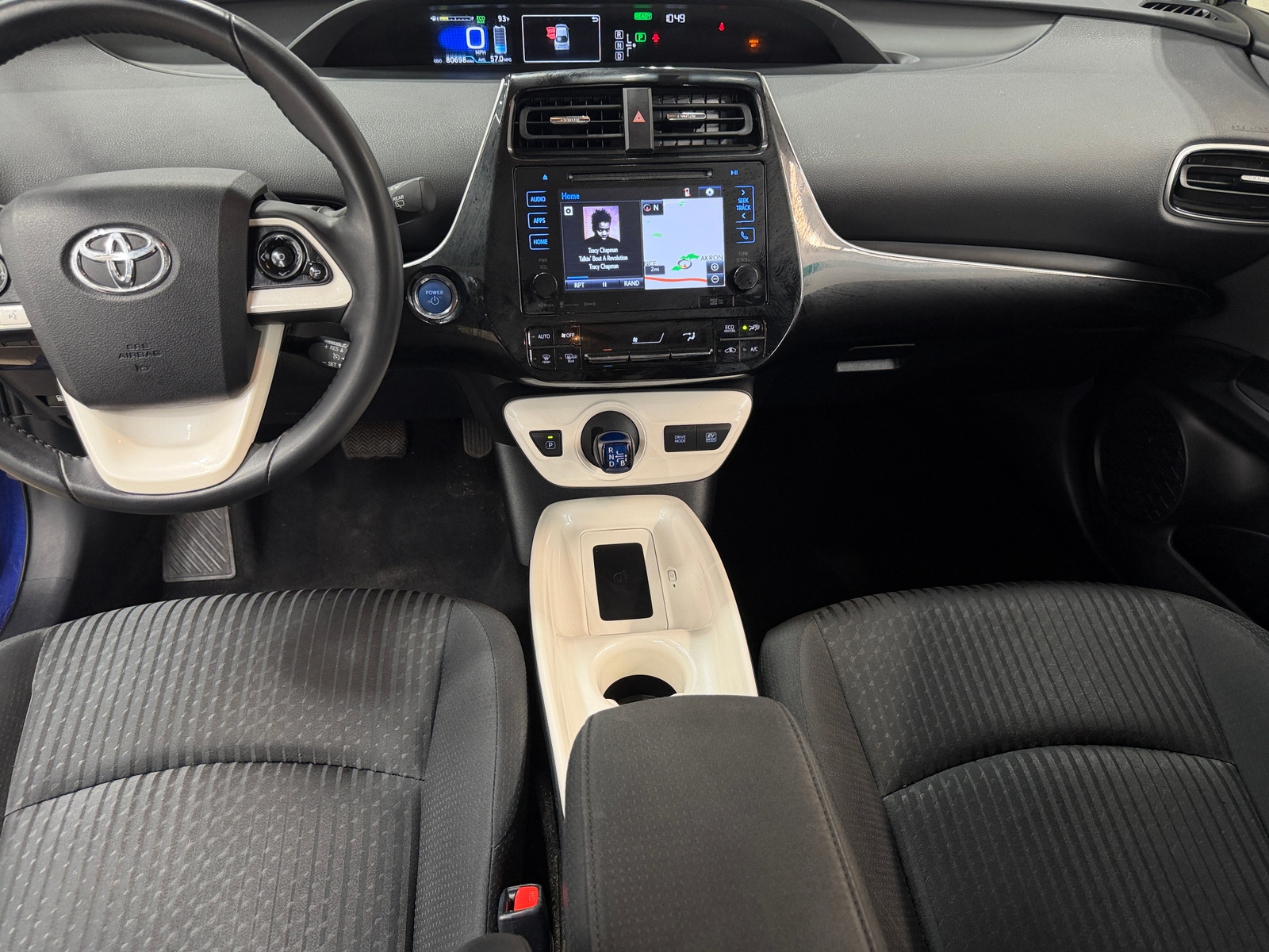 Thumbnail: 2016 Toyota Prius - 3
