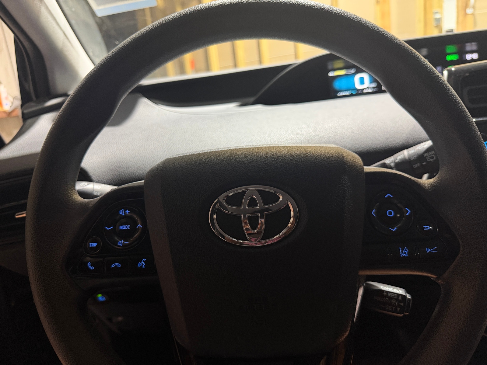 Thumbnail: 2019 Toyota Prius - 5
