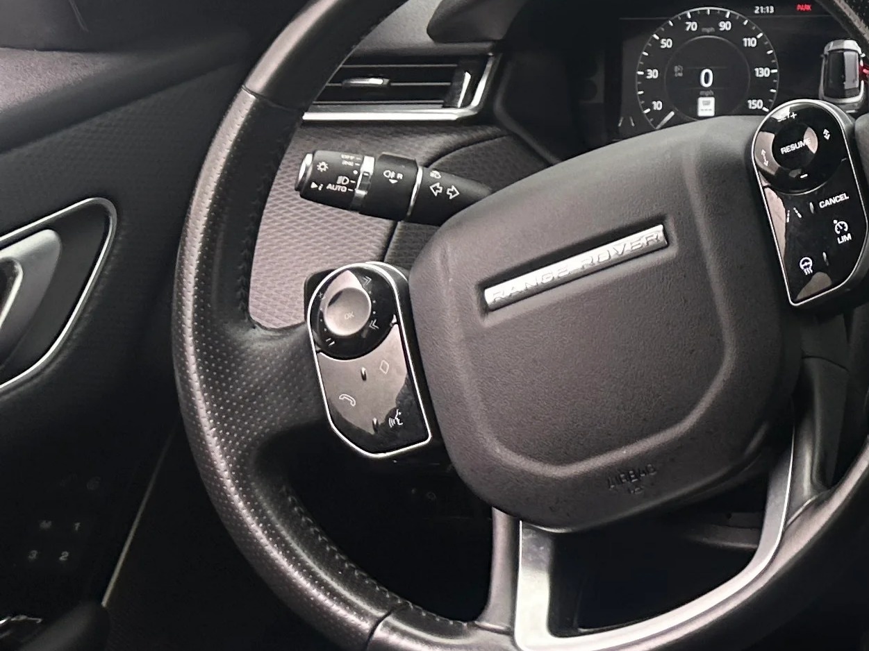Thumbnail: 2020 Land Rover Range Rover Velar - 4