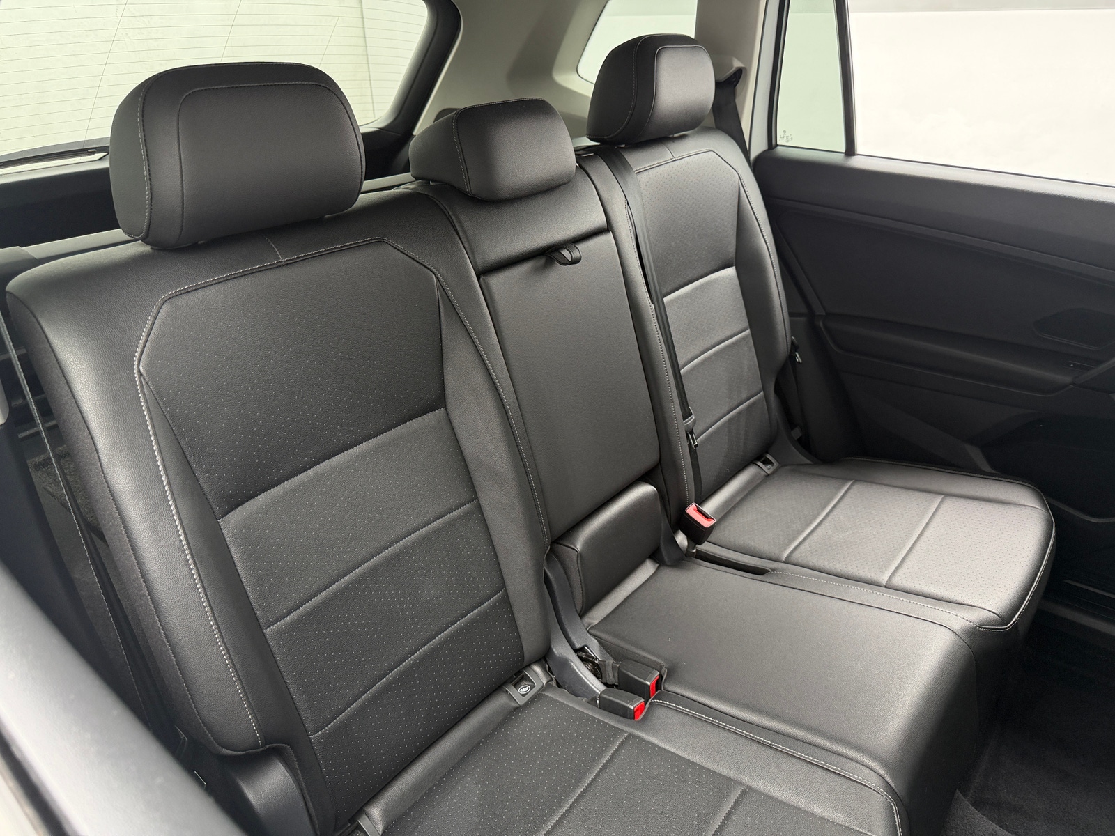 Thumbnail: 2019 Volkswagen Tiguan - 5
