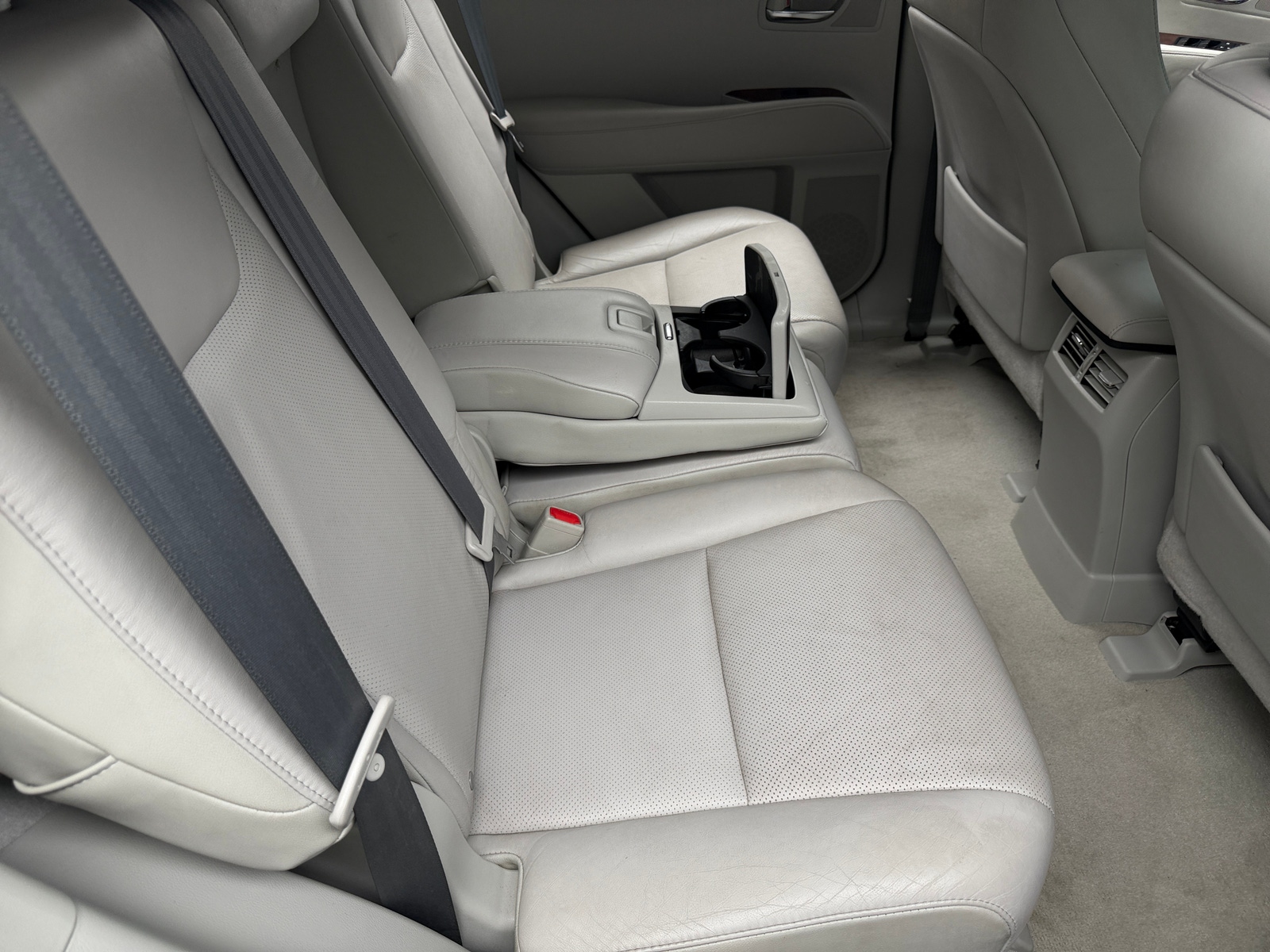 Thumbnail: 2011 Lexus RX - 6