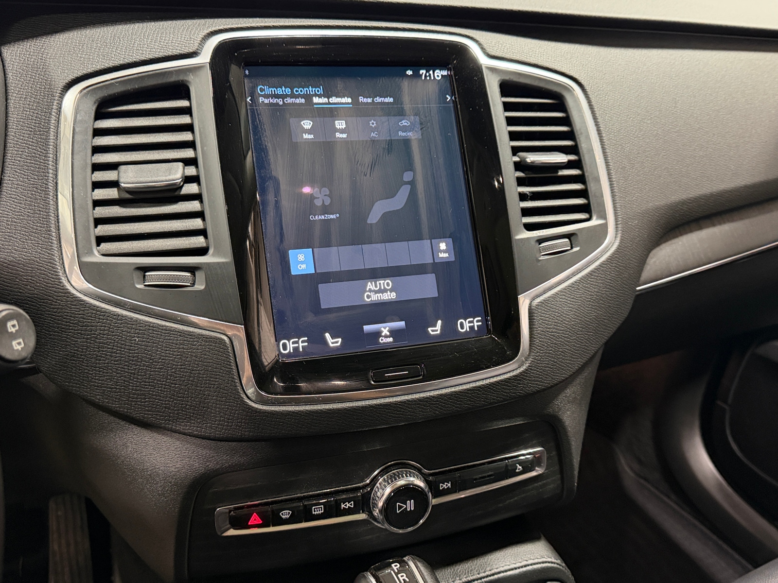 Thumbnail: 2020 Volvo XC90 - 3
