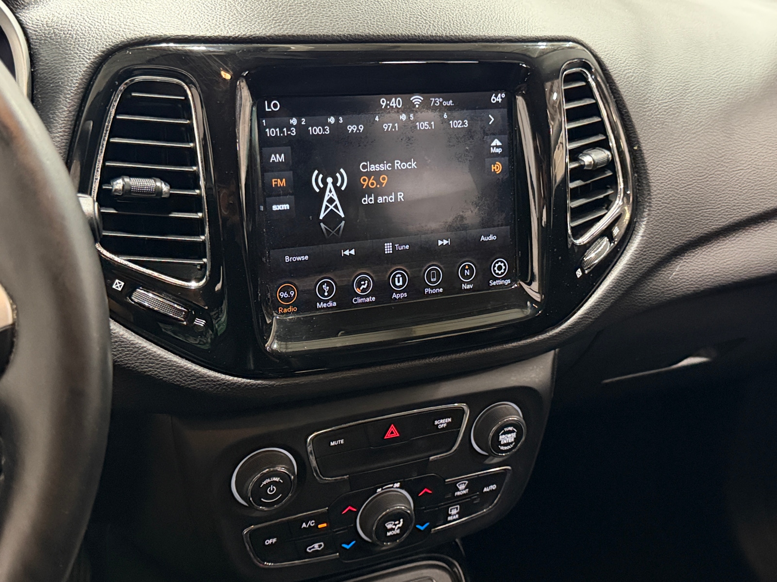 Thumbnail: 2018 Jeep Compass - 4