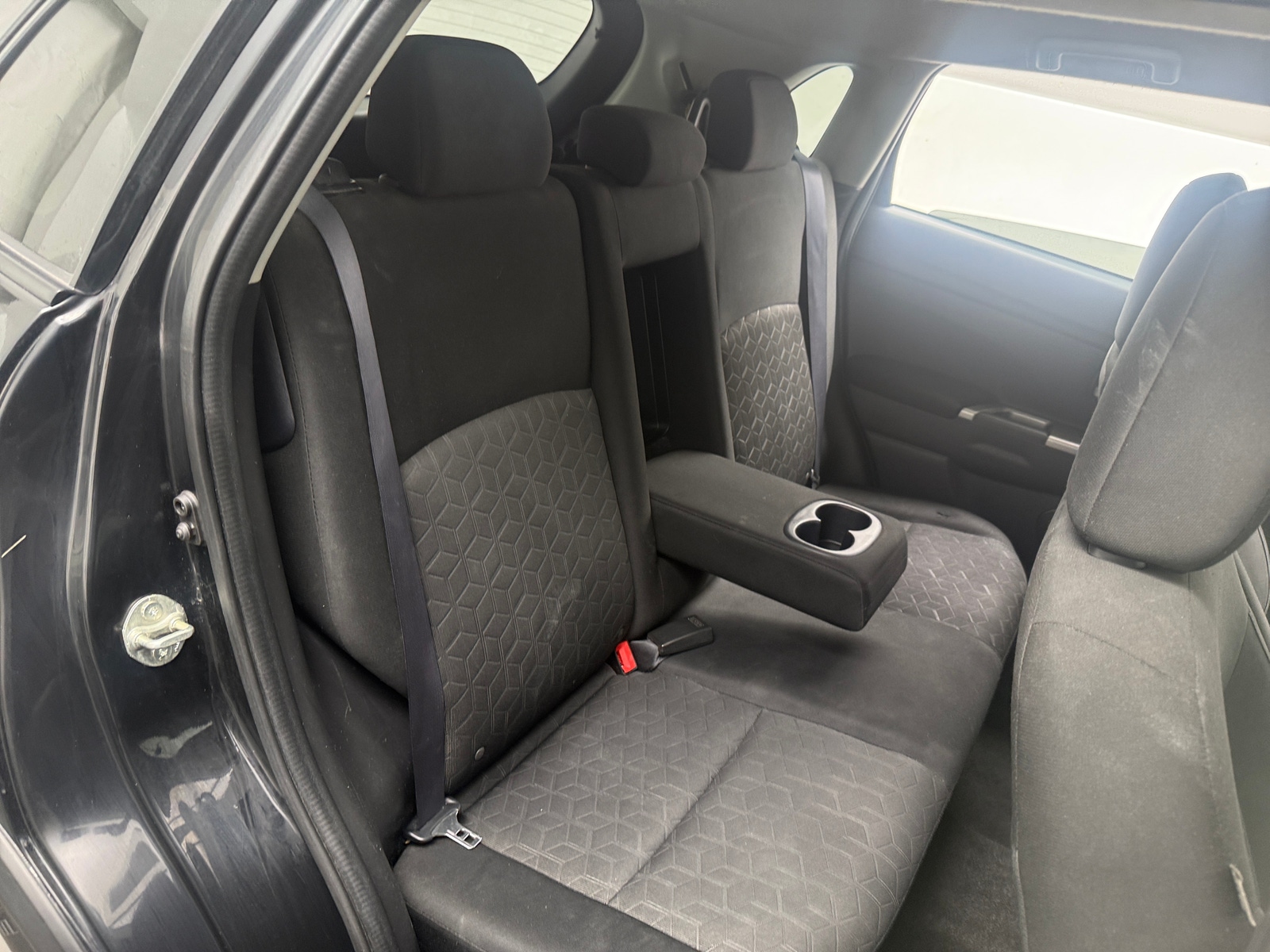 Thumbnail: 2020 Mitsubishi Outlander Sport - 6