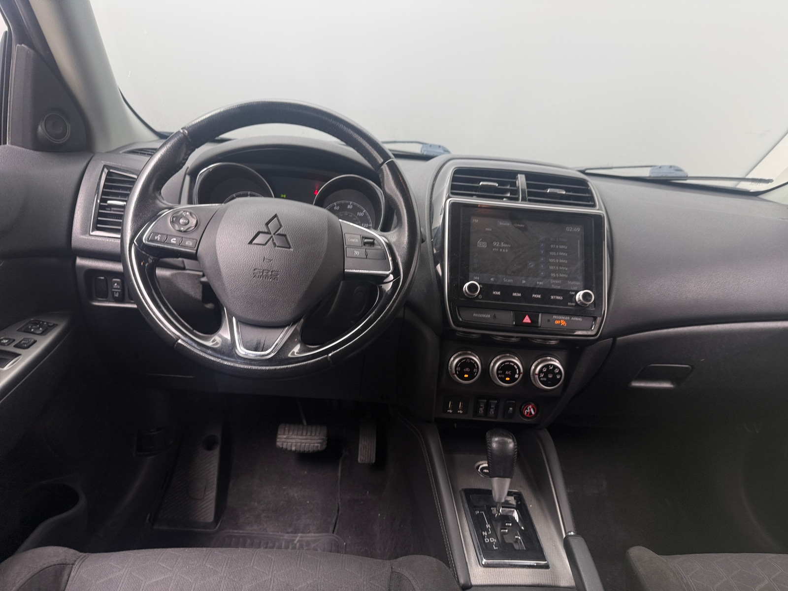Thumbnail: 2020 Mitsubishi Outlander Sport - 5