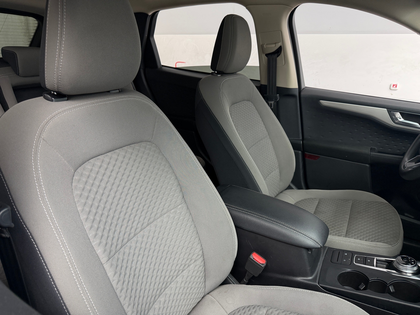 Thumbnail: 2020 Ford Escape - 2