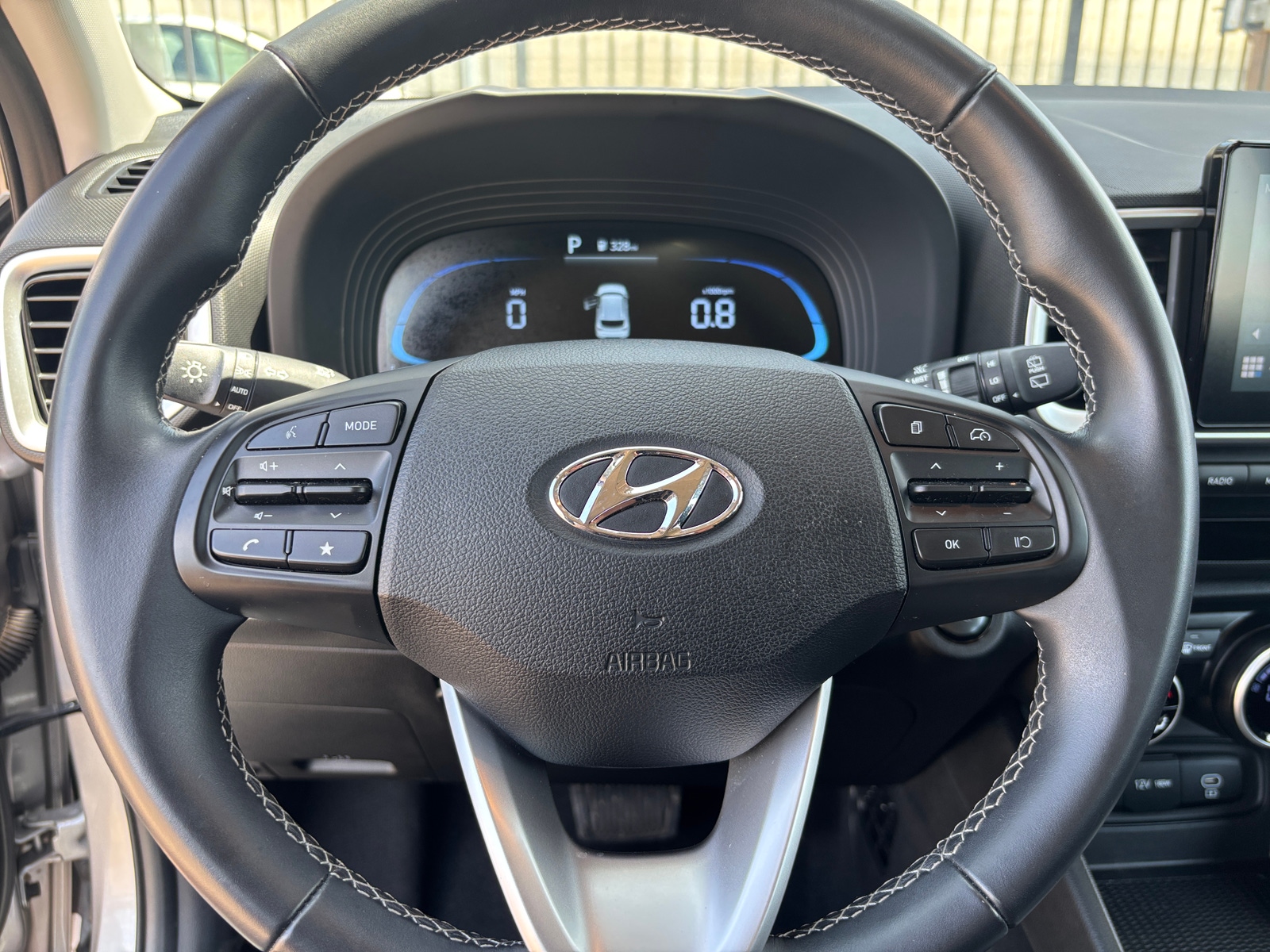 Thumbnail: 2025 Hyundai Venue - 4