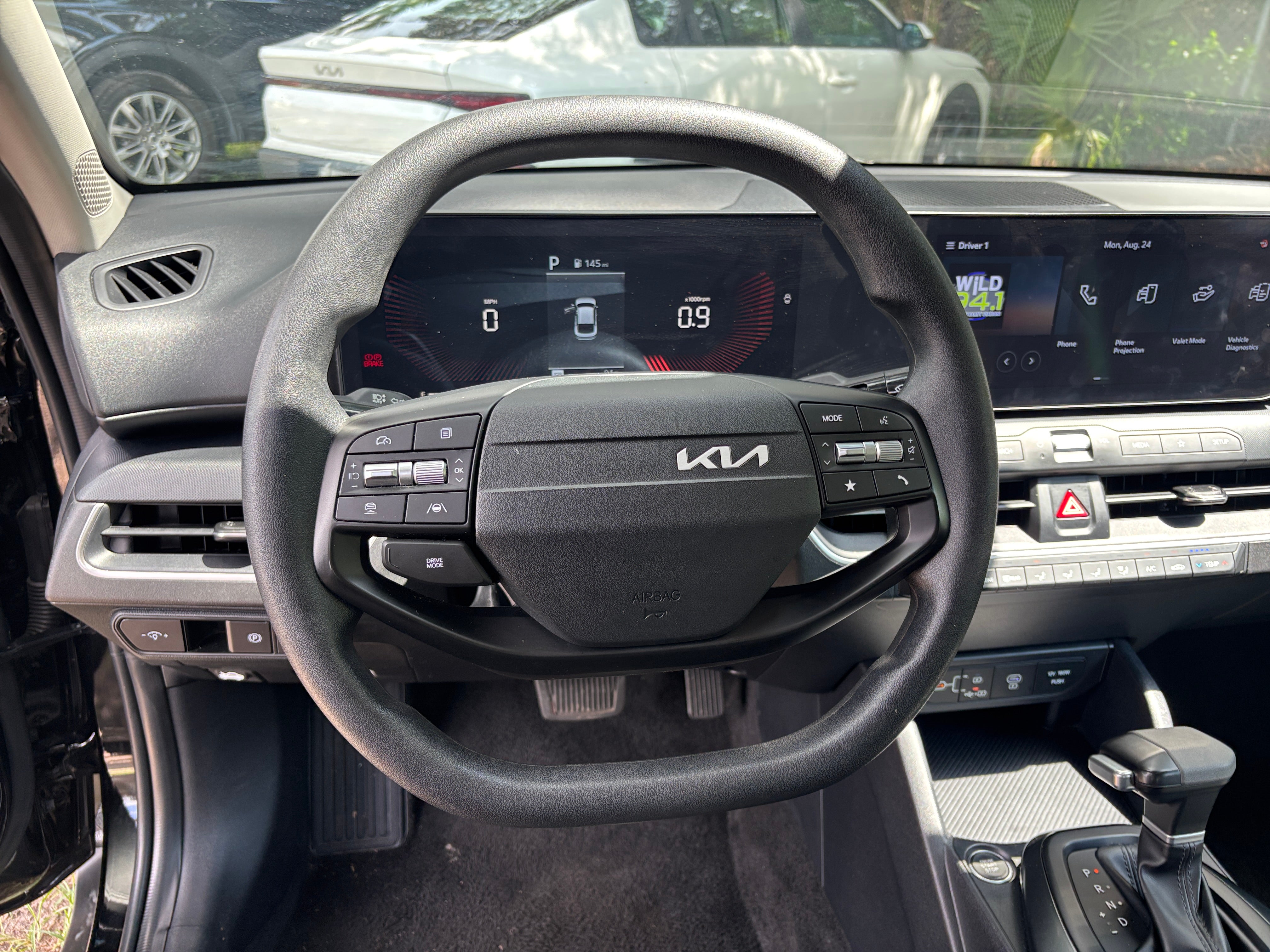 2025 Kia K4 LXS - Photo 6