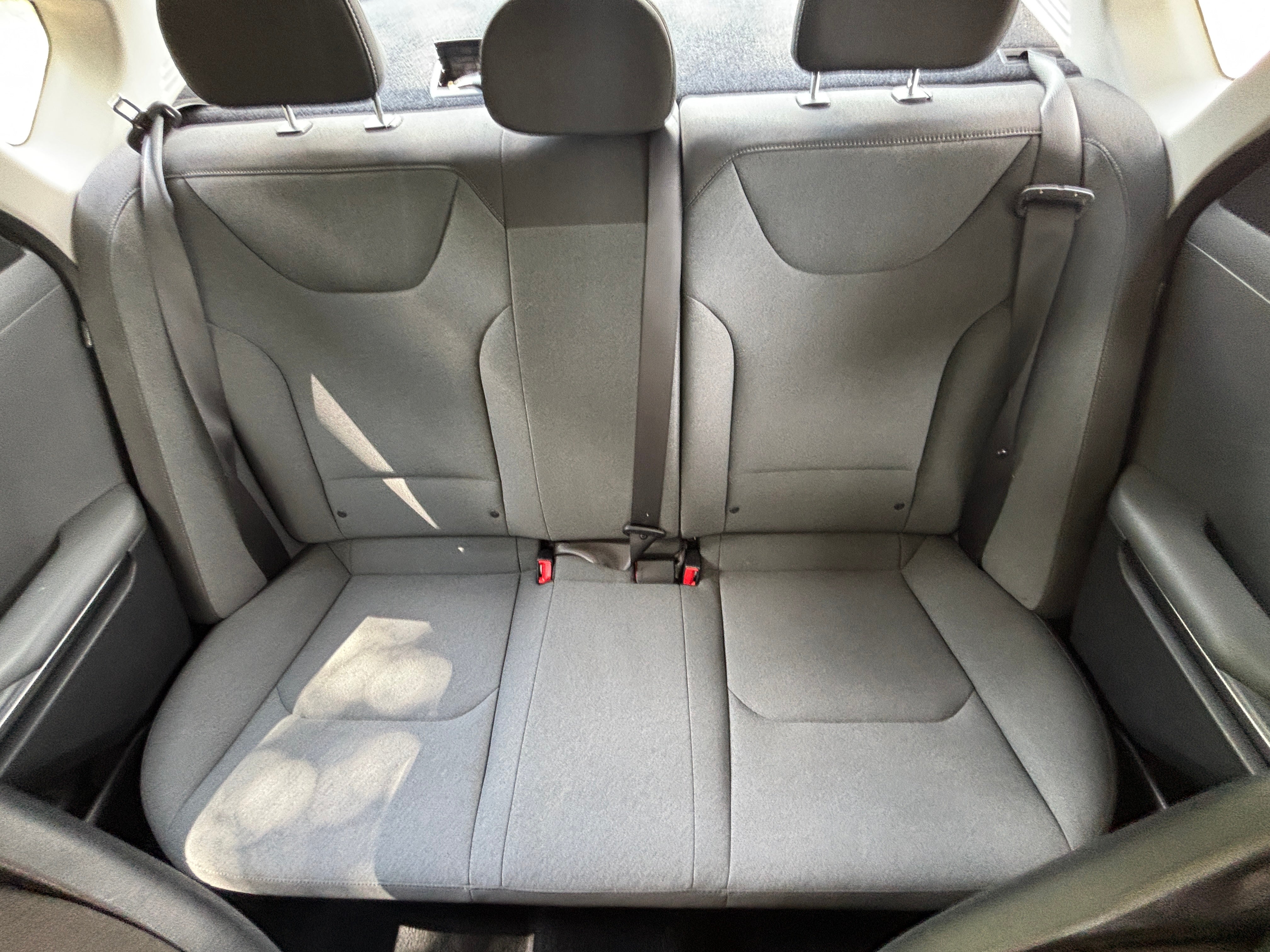 2025 Kia K4 LXS - Photo 11