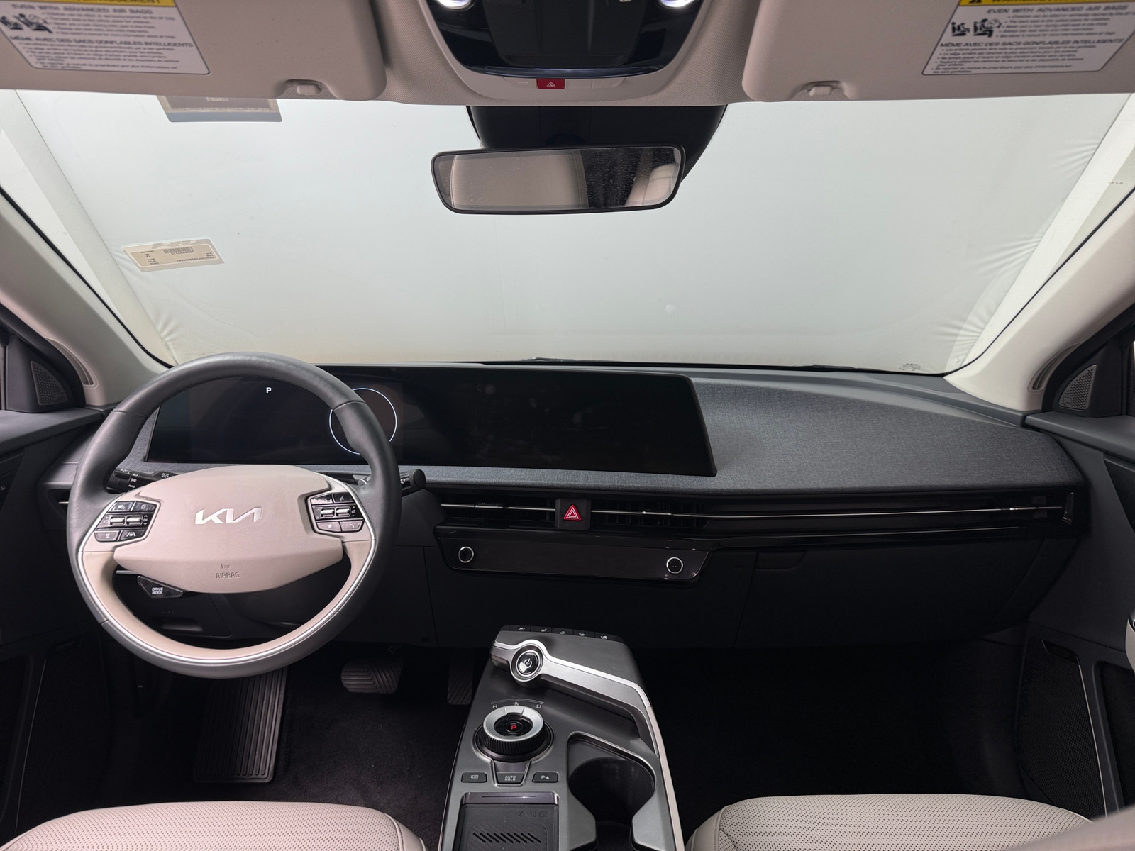 Thumbnail: 2023 Kia EV6 - 2