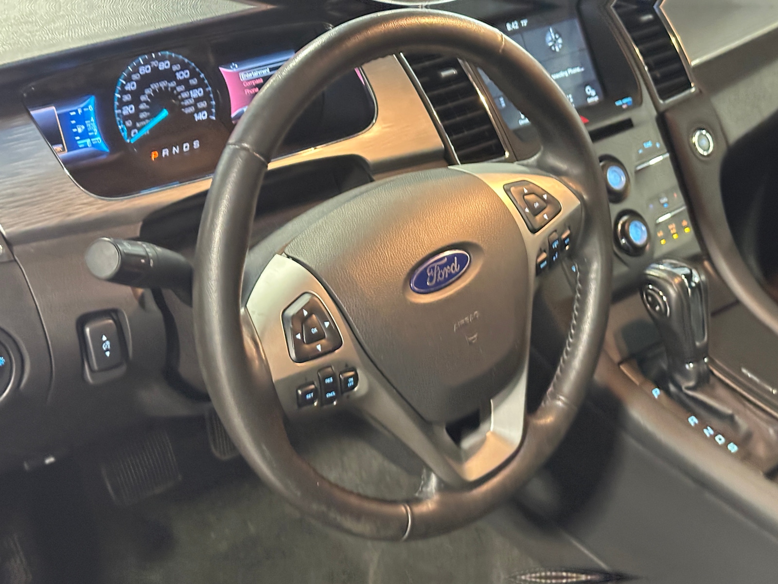 Thumbnail: 2016 Ford Taurus - 5