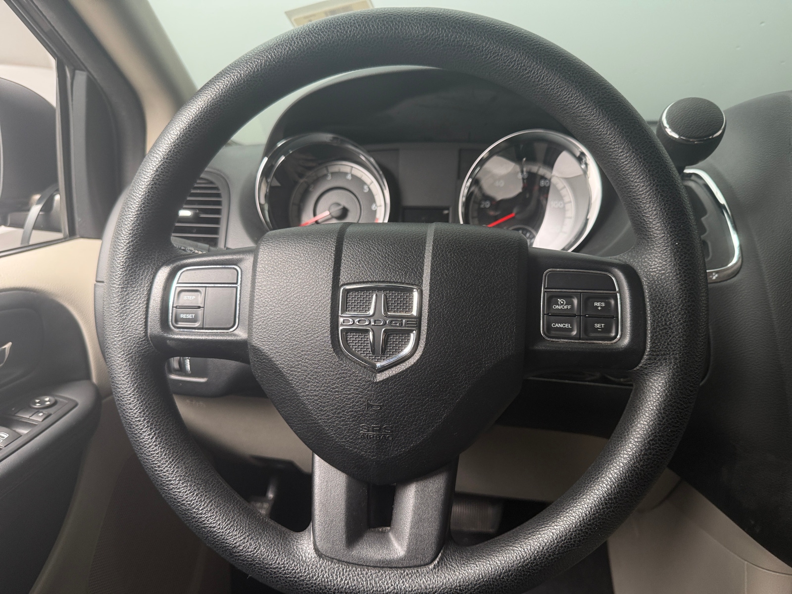 Thumbnail: 2016 Dodge Grand Caravan - 5