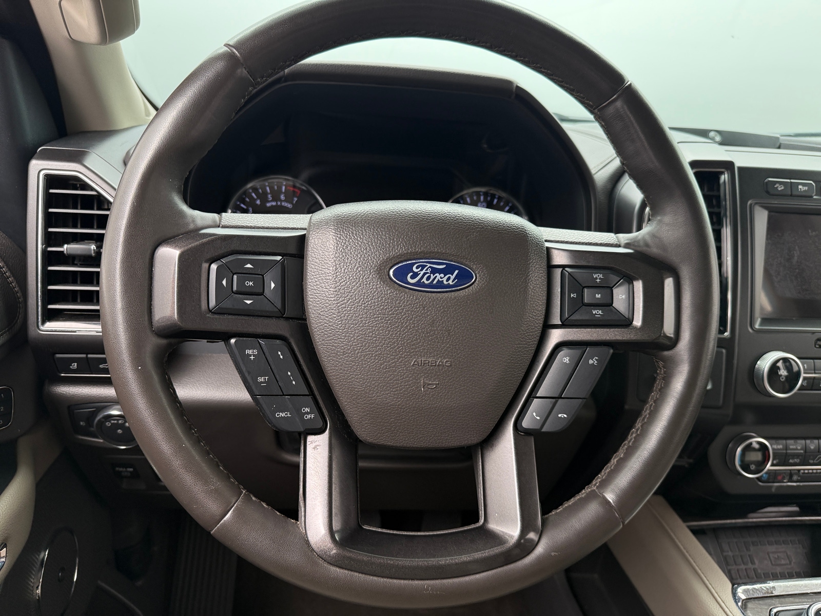 Thumbnail: 2021 Ford Expedition - 4
