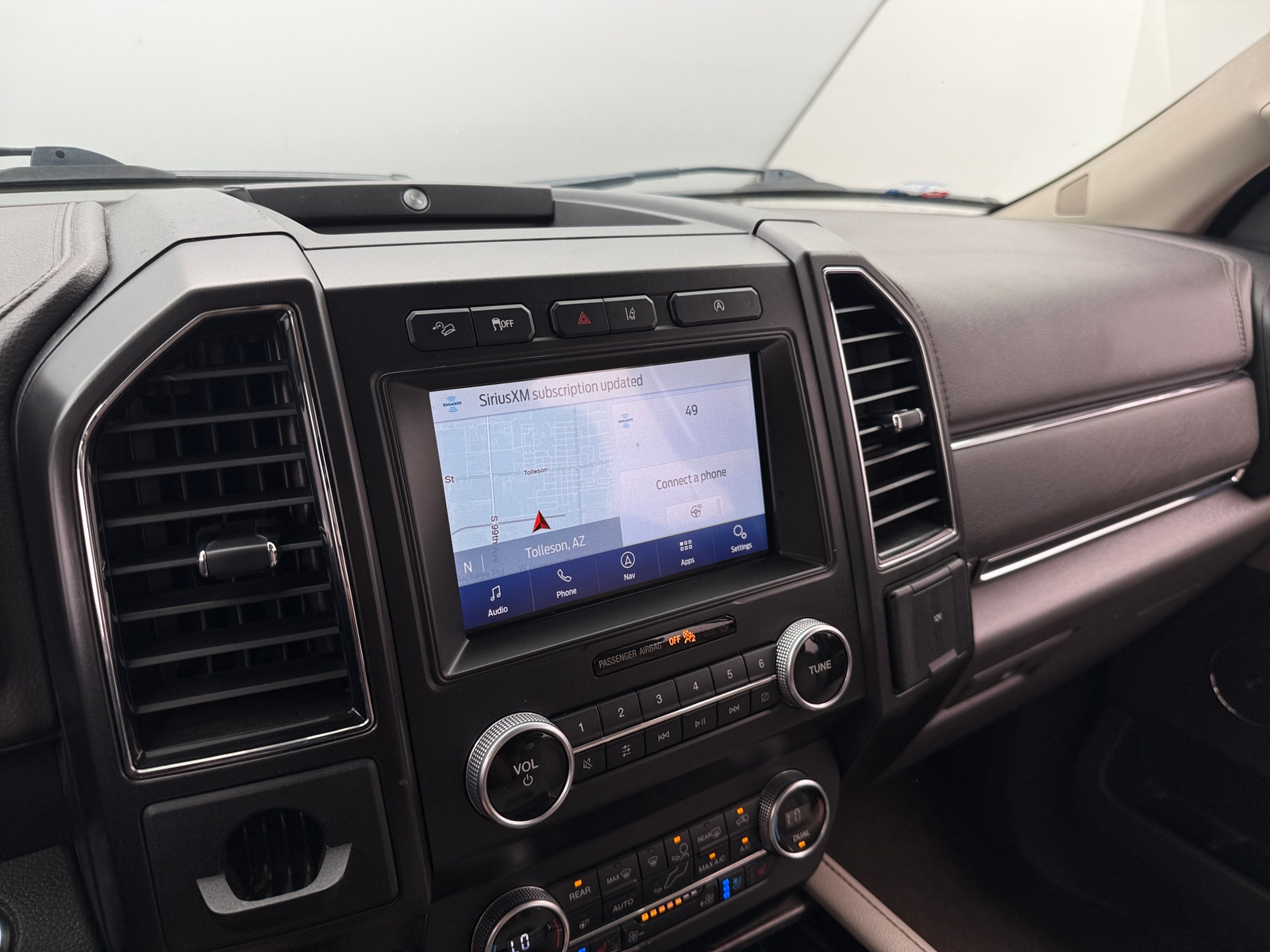 Thumbnail: 2021 Ford Expedition - 3