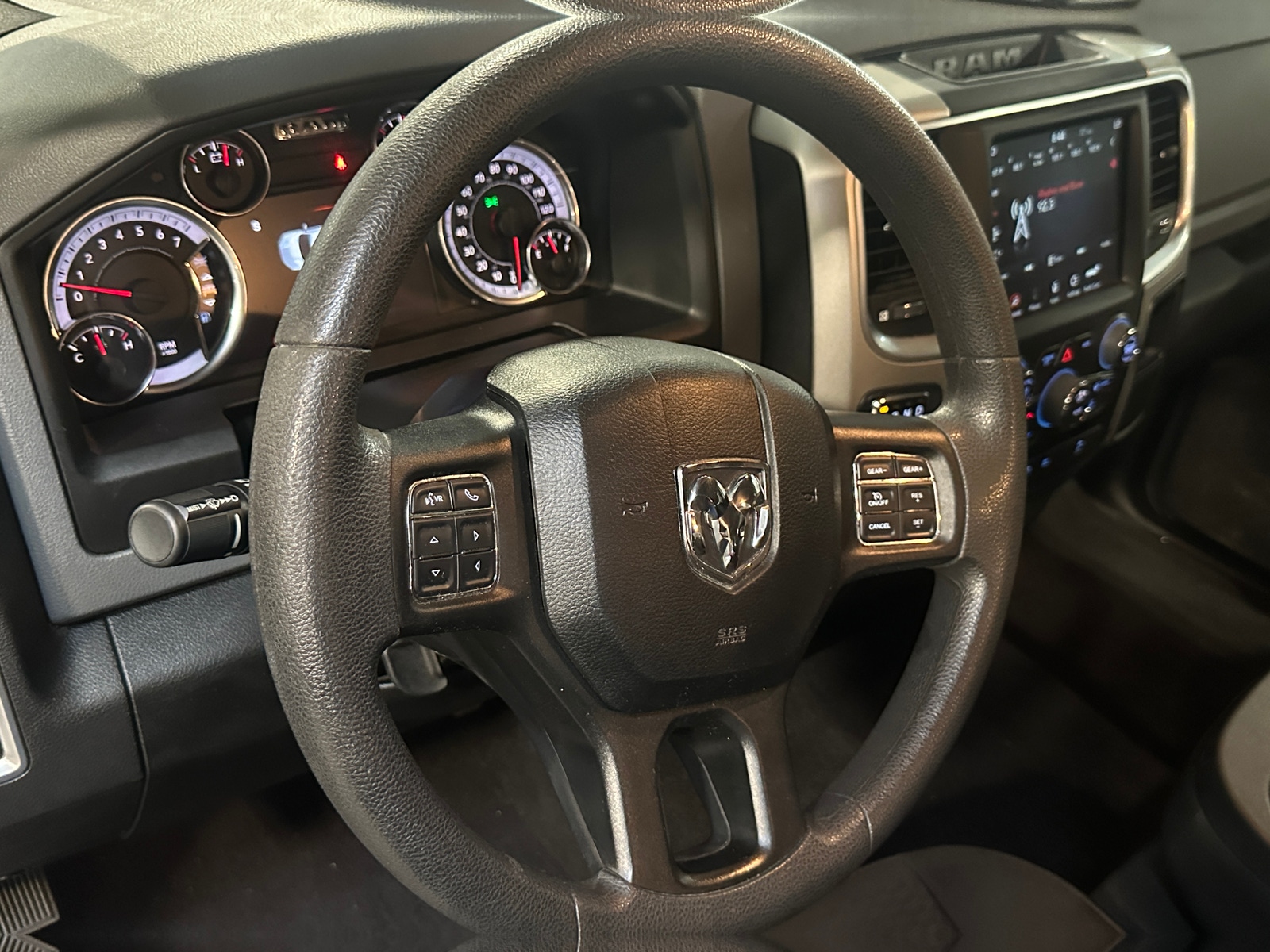 Thumbnail: 2019 RAM 1500 Classic - 5